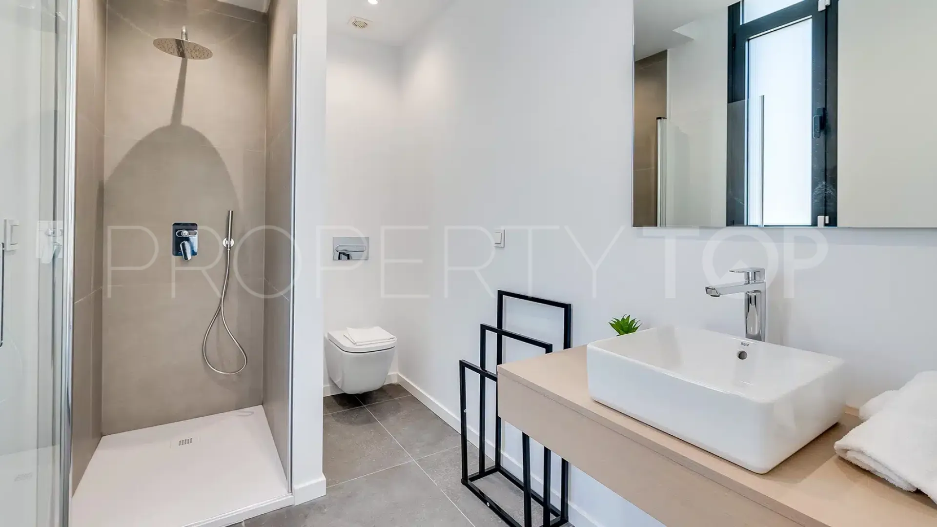 Villa with 5 bedrooms for sale in El Paraiso