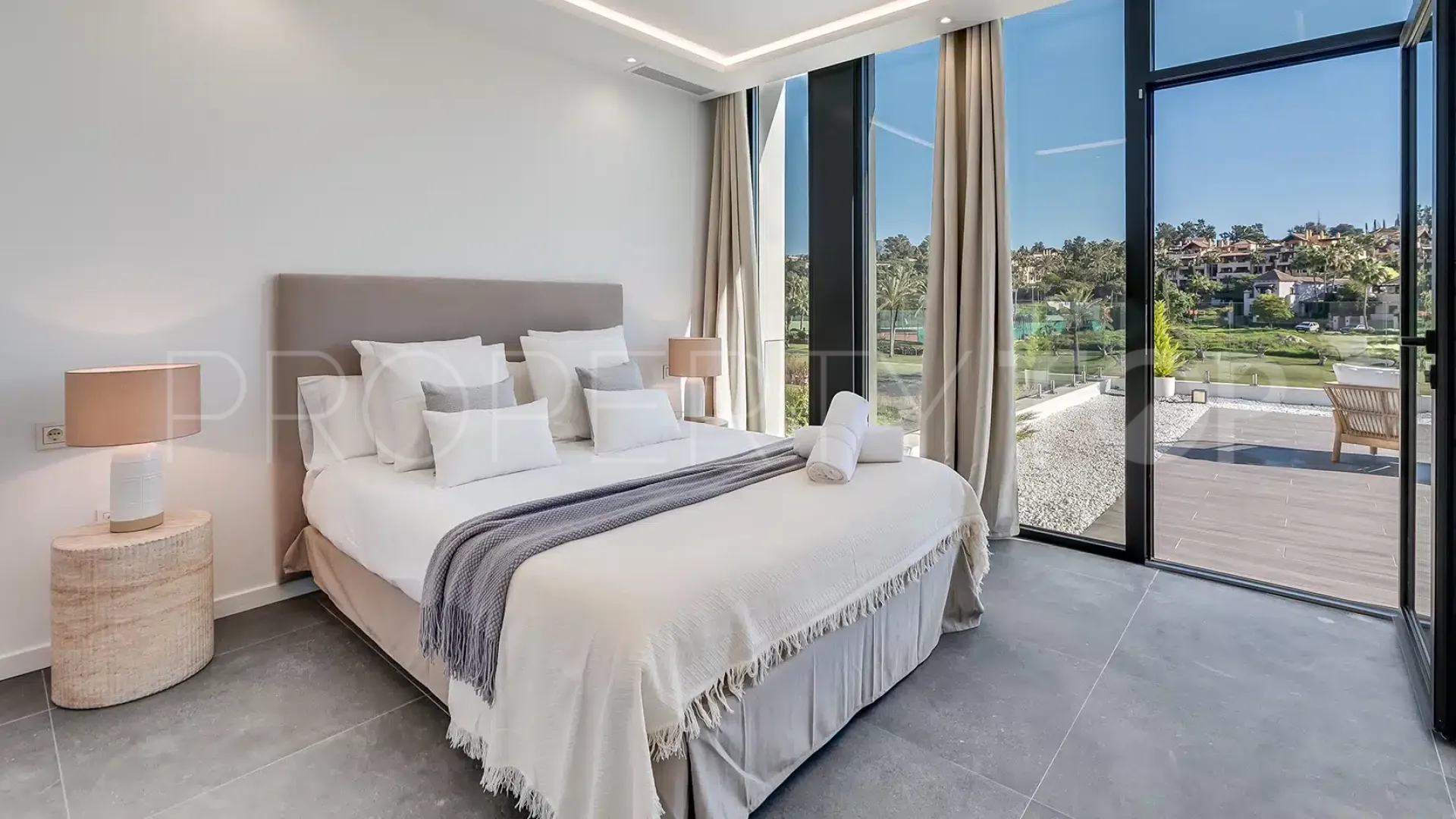 Villa with 5 bedrooms for sale in El Paraiso