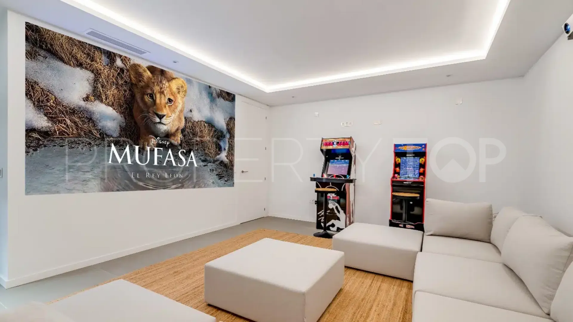 Villa with 5 bedrooms for sale in El Paraiso