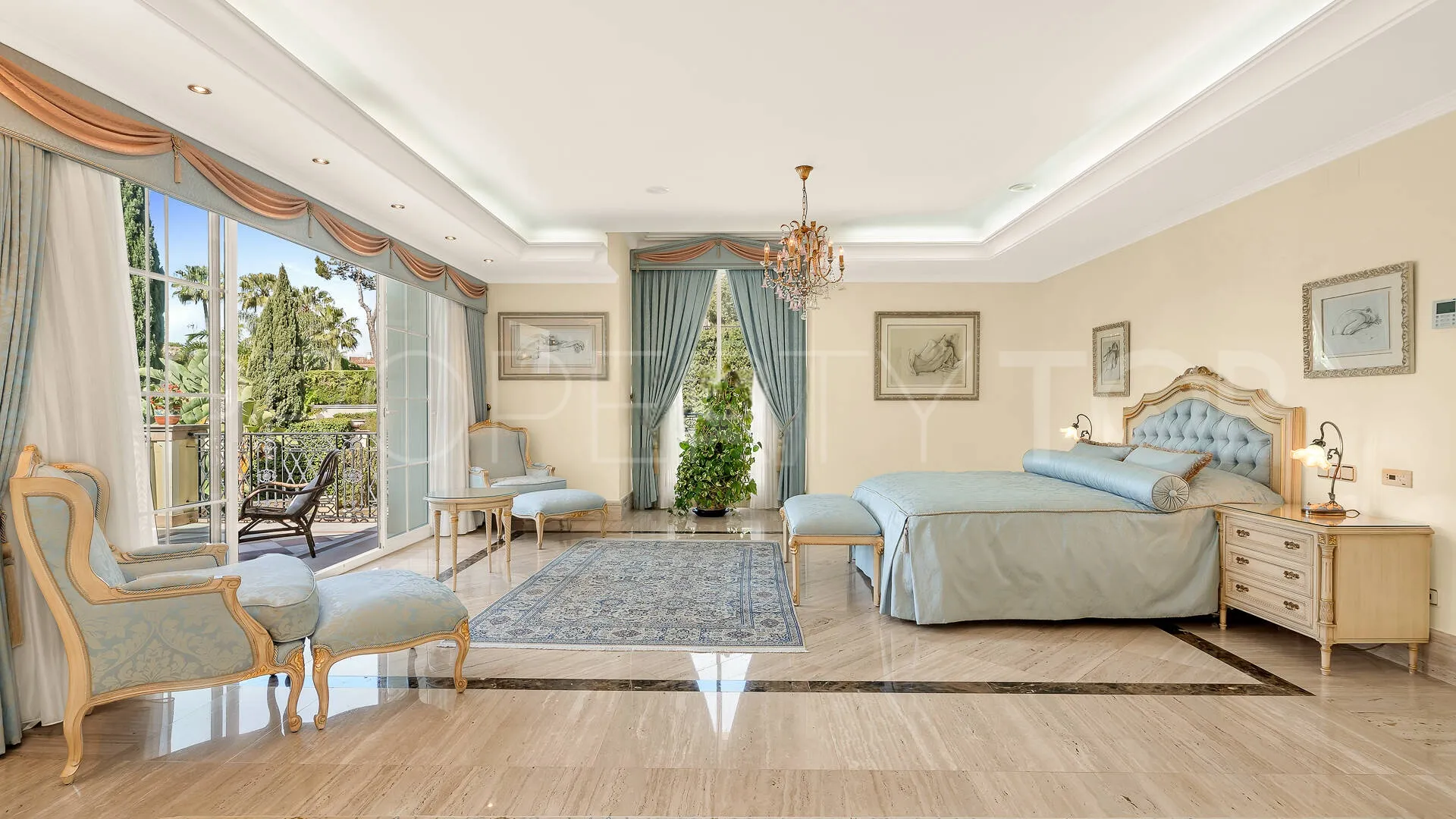 For sale Sierra Blanca villa