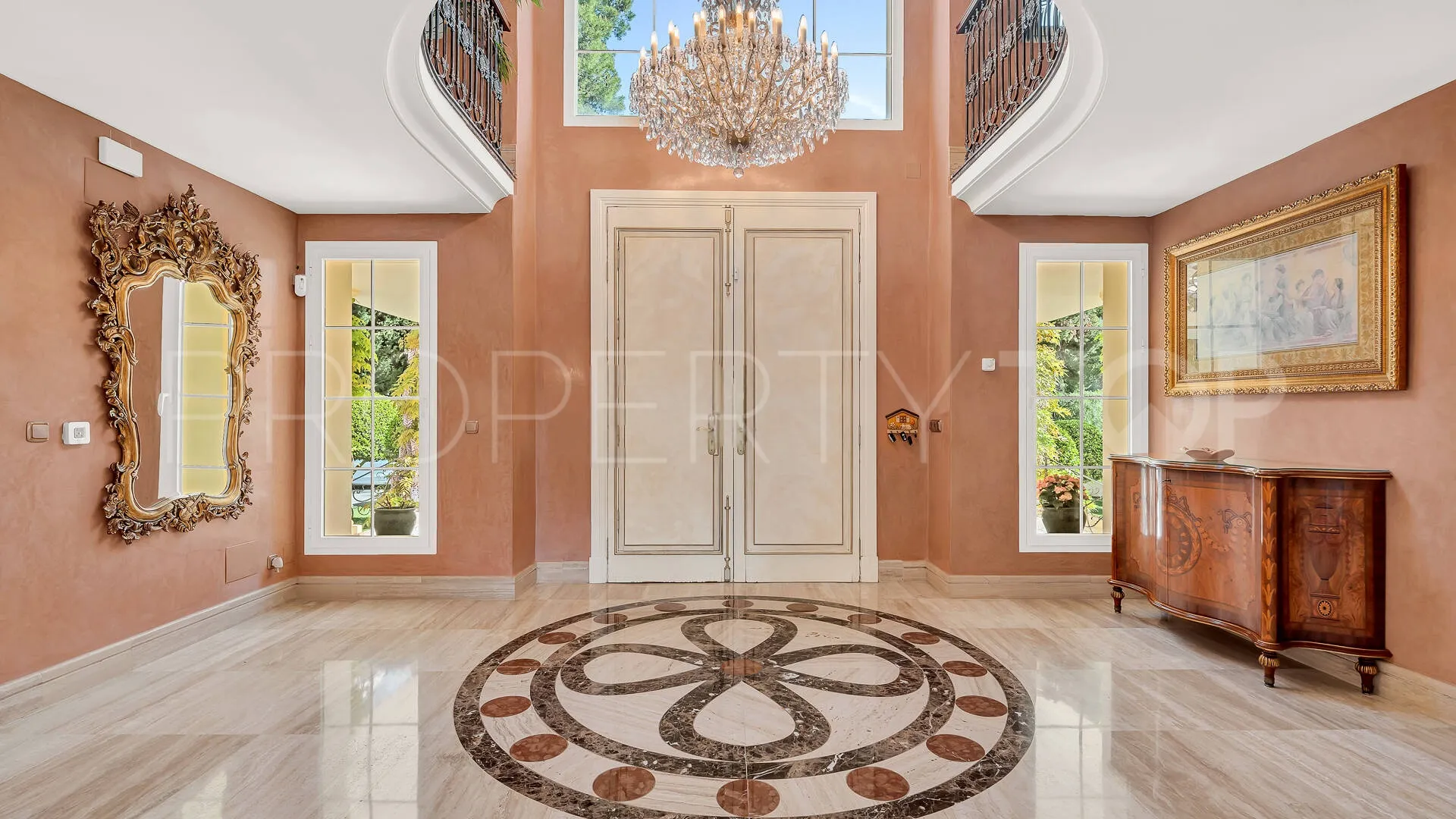 For sale Sierra Blanca villa