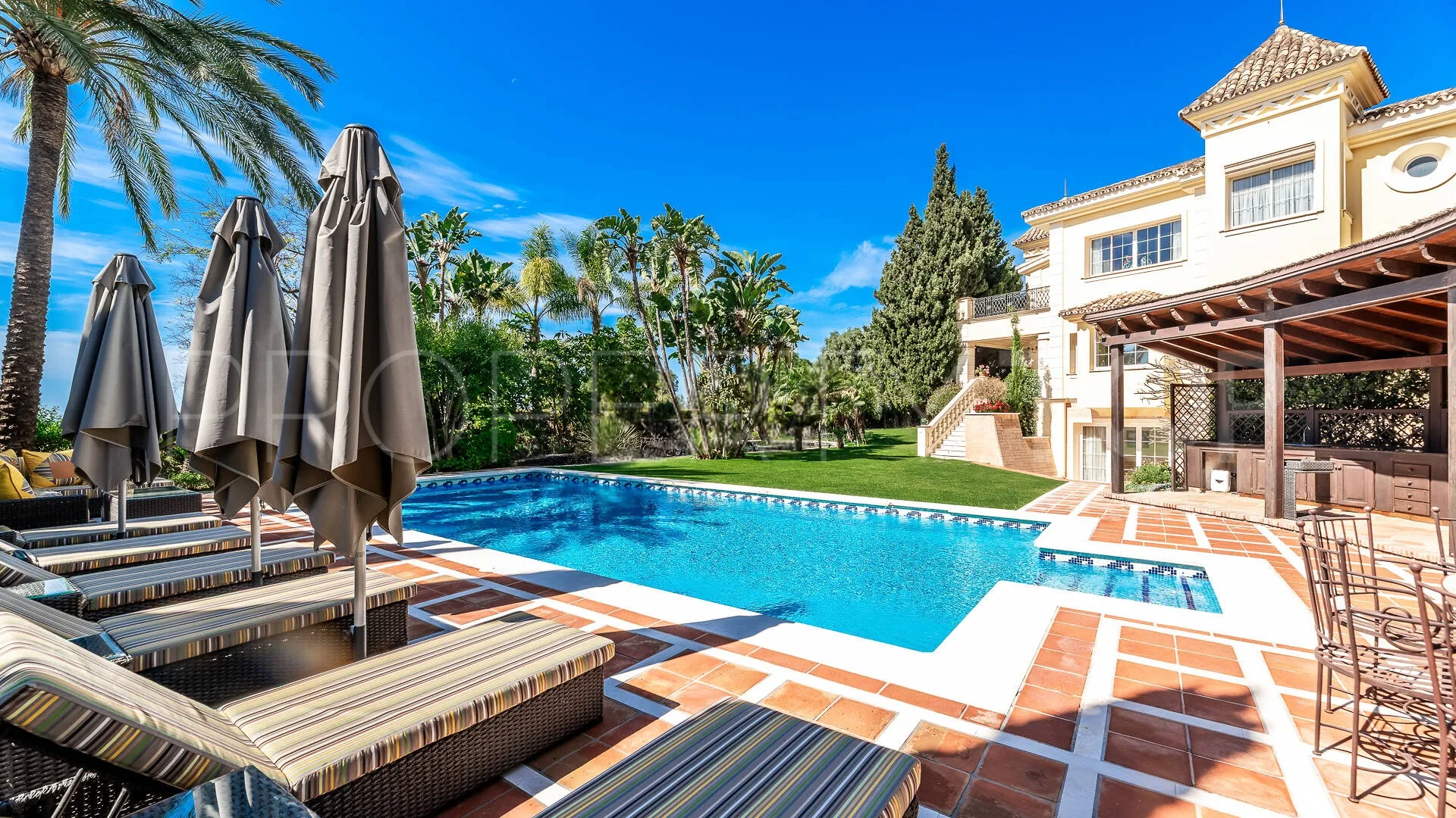 For sale Sierra Blanca villa