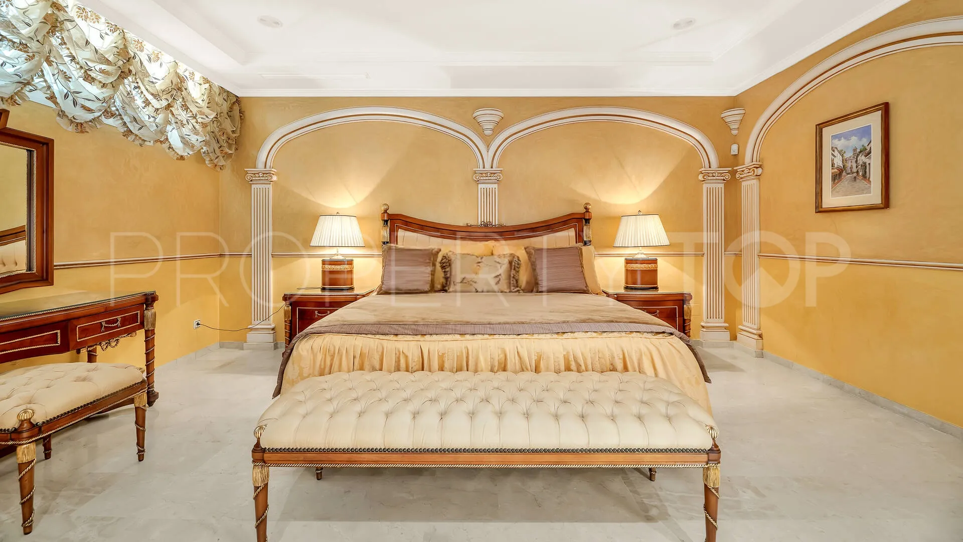 For sale Sierra Blanca villa