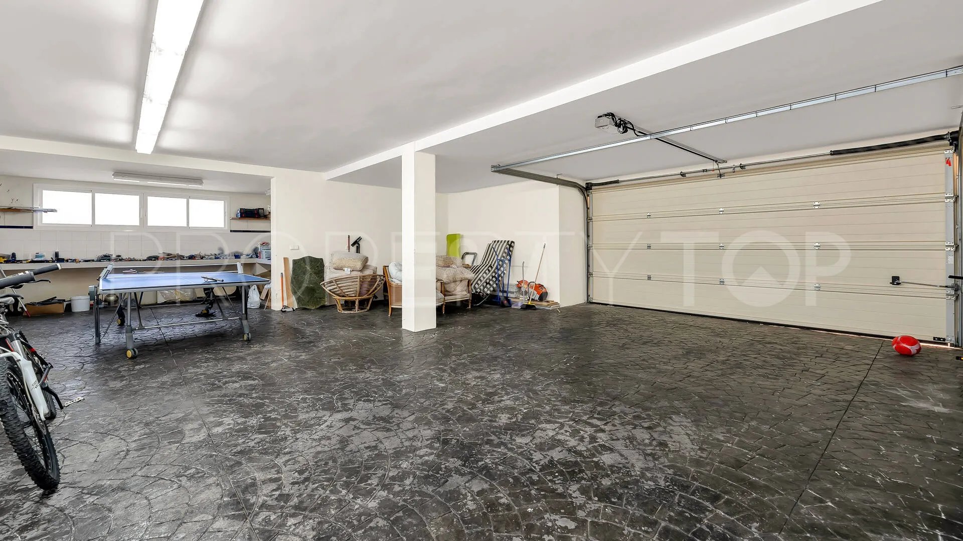 For sale Sierra Blanca villa