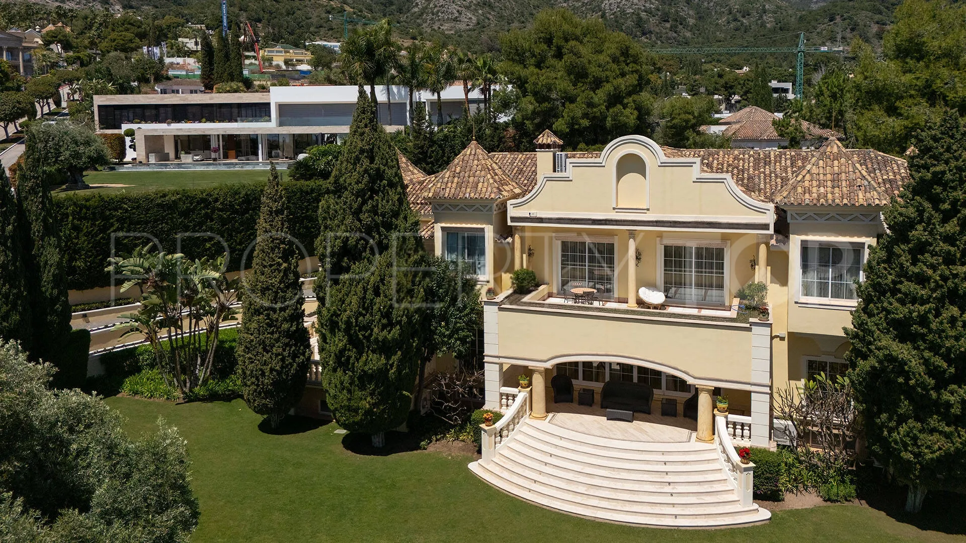For sale Sierra Blanca villa