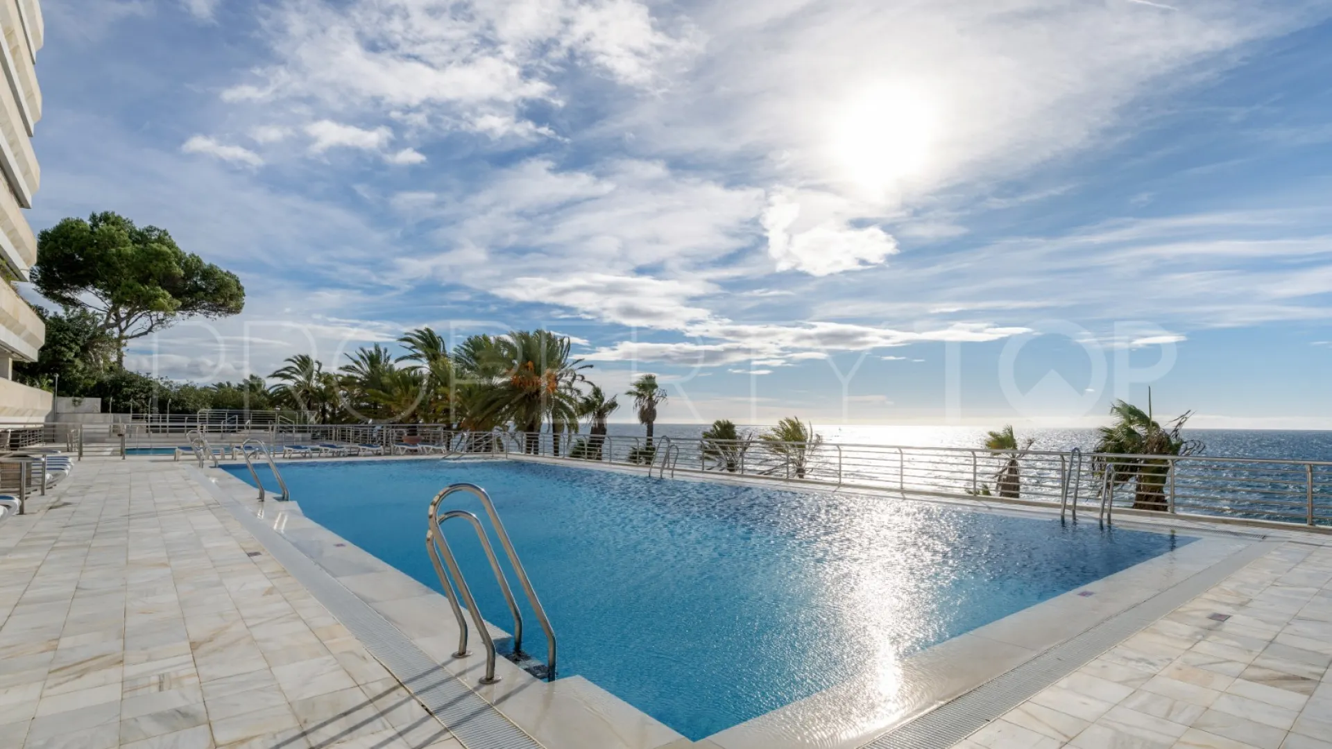 For sale apartment with 2 bedrooms in Golden Mile