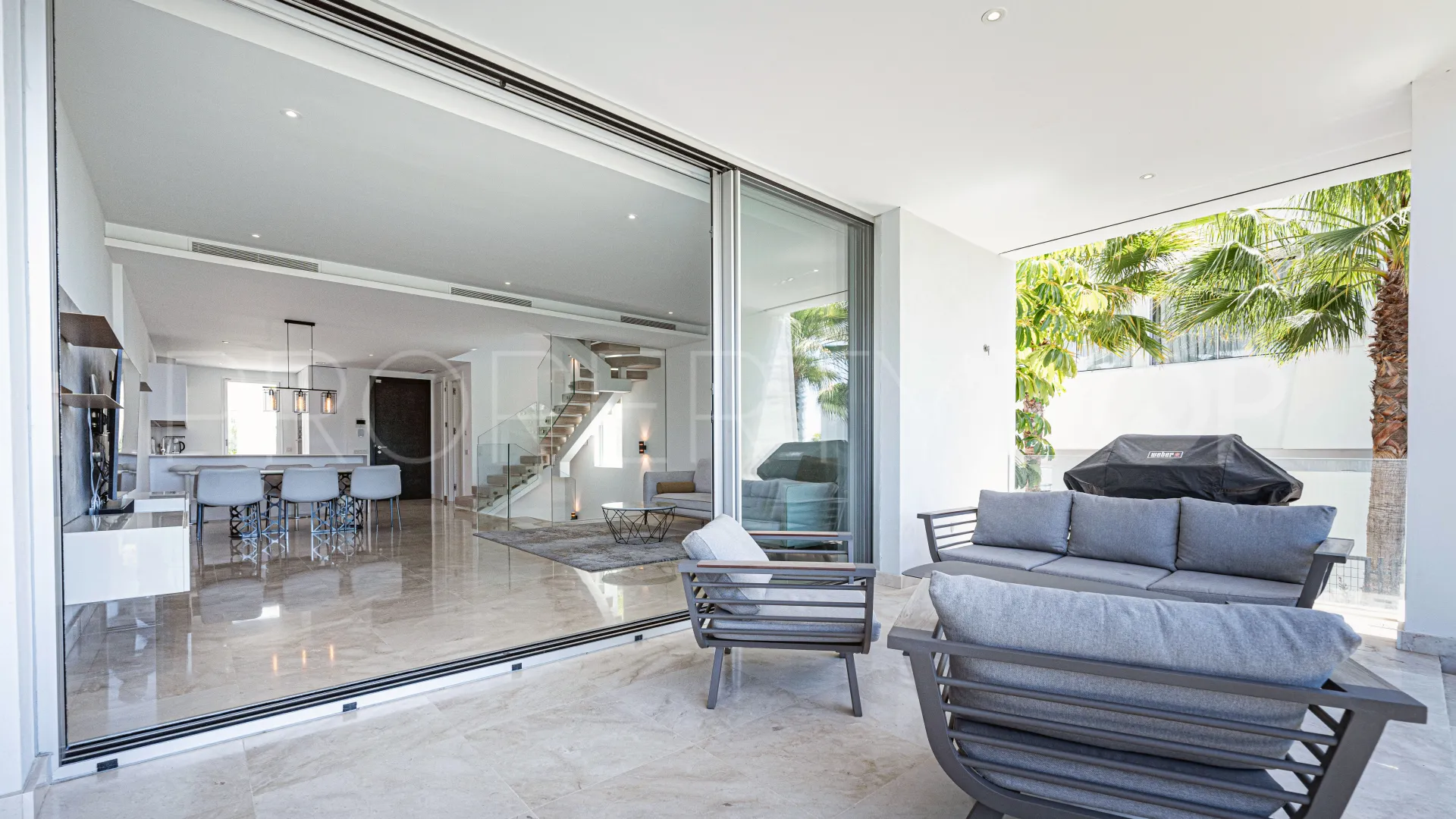 4 bedrooms town house in Rio Real for sale