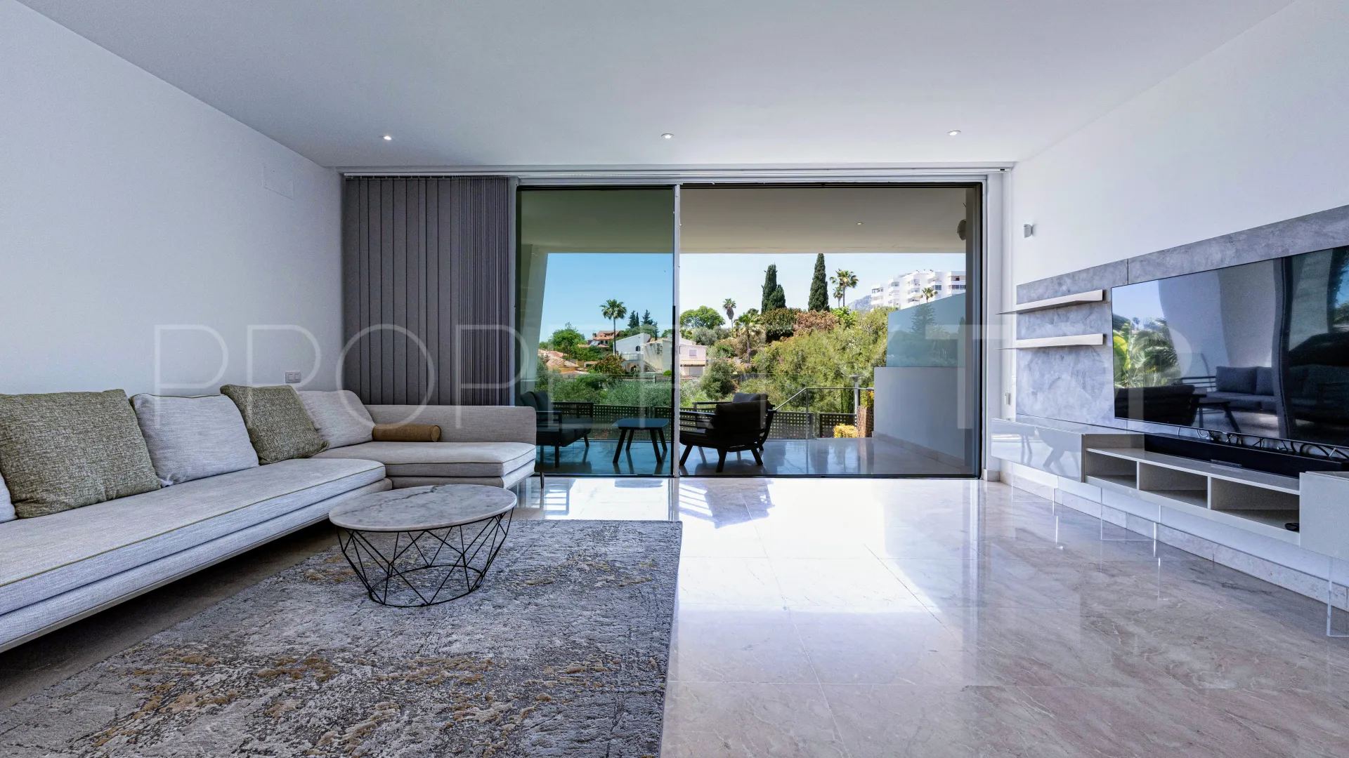4 bedrooms town house in Rio Real for sale
