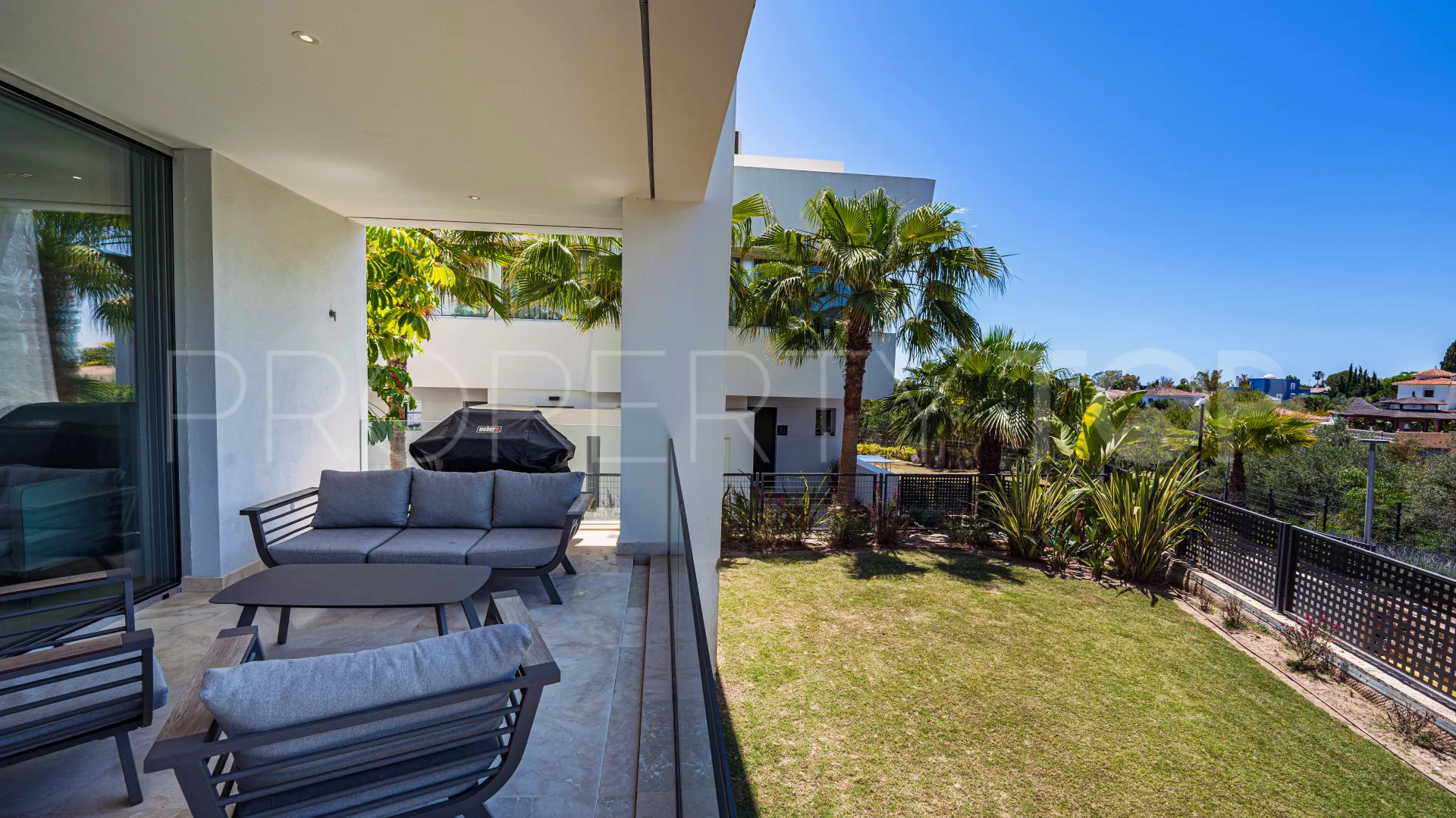4 bedrooms town house in Rio Real for sale