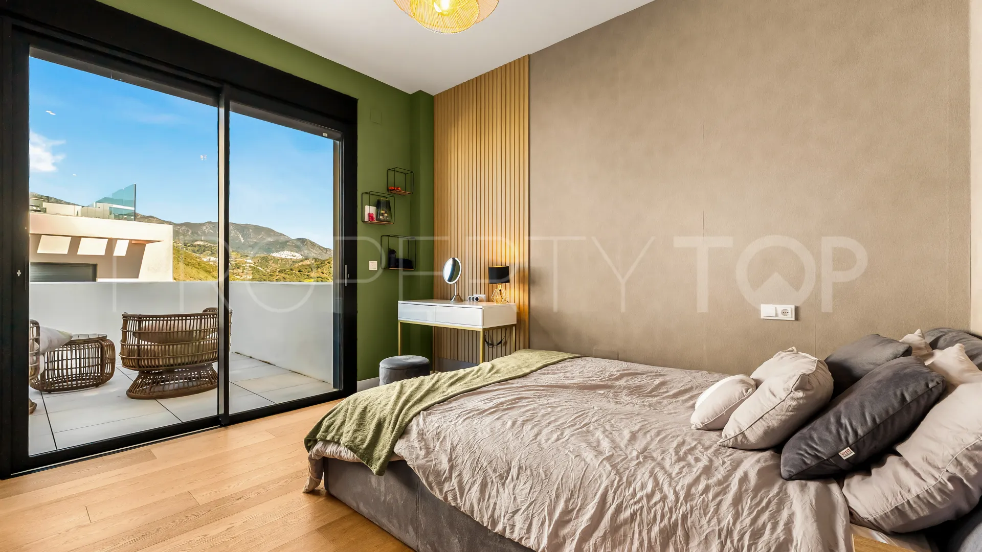 Semi detached house with 5 bedrooms for sale in Rio Real