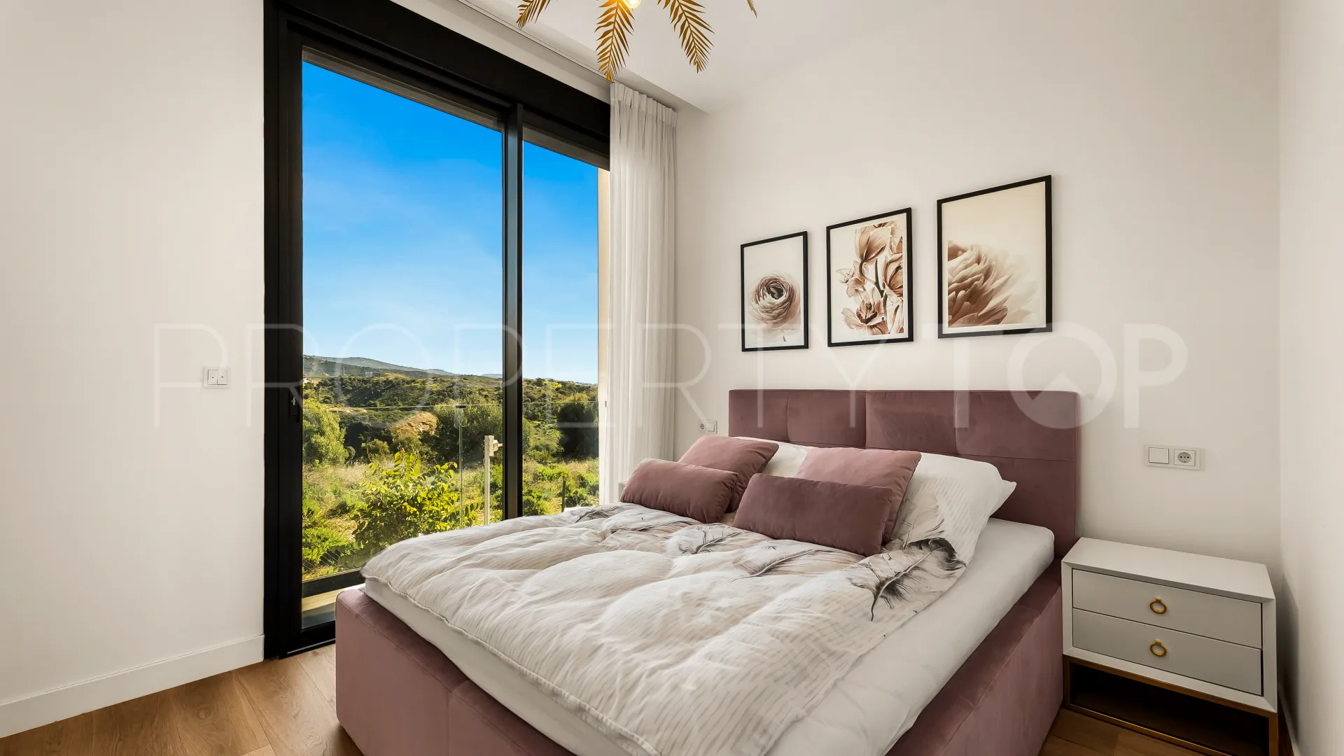 Semi detached house with 5 bedrooms for sale in Rio Real