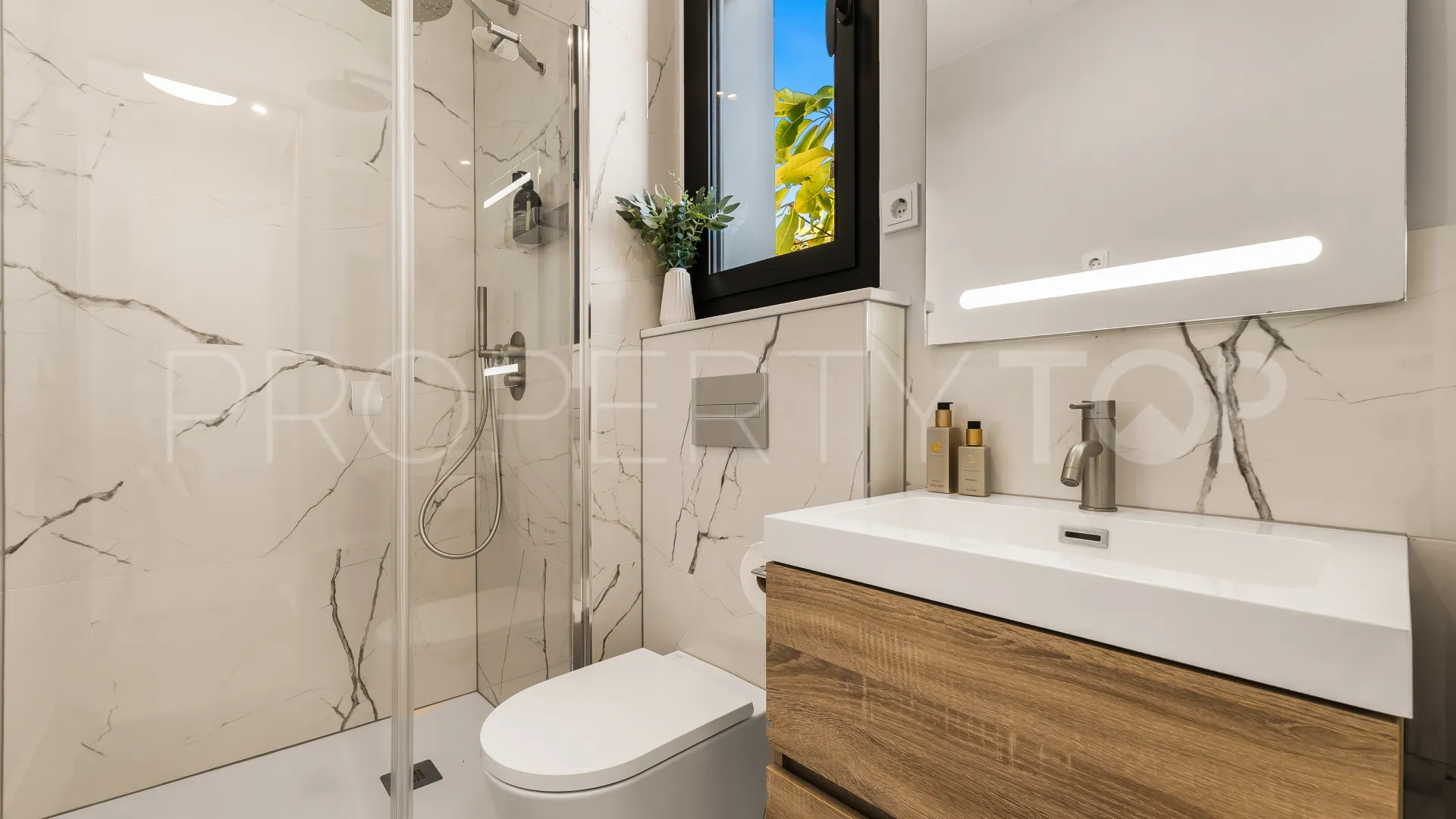 Semi detached house with 5 bedrooms for sale in Rio Real