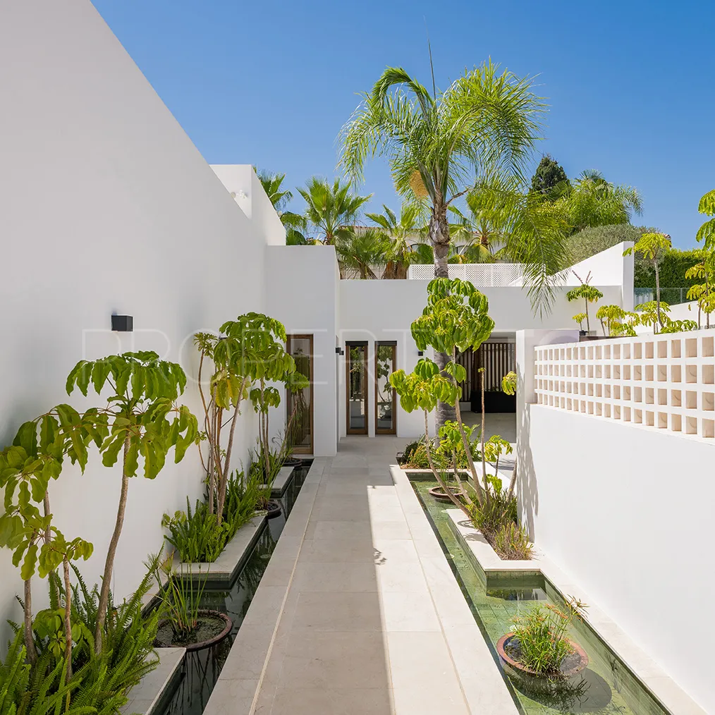 4 bedrooms Las Brisas villa for sale