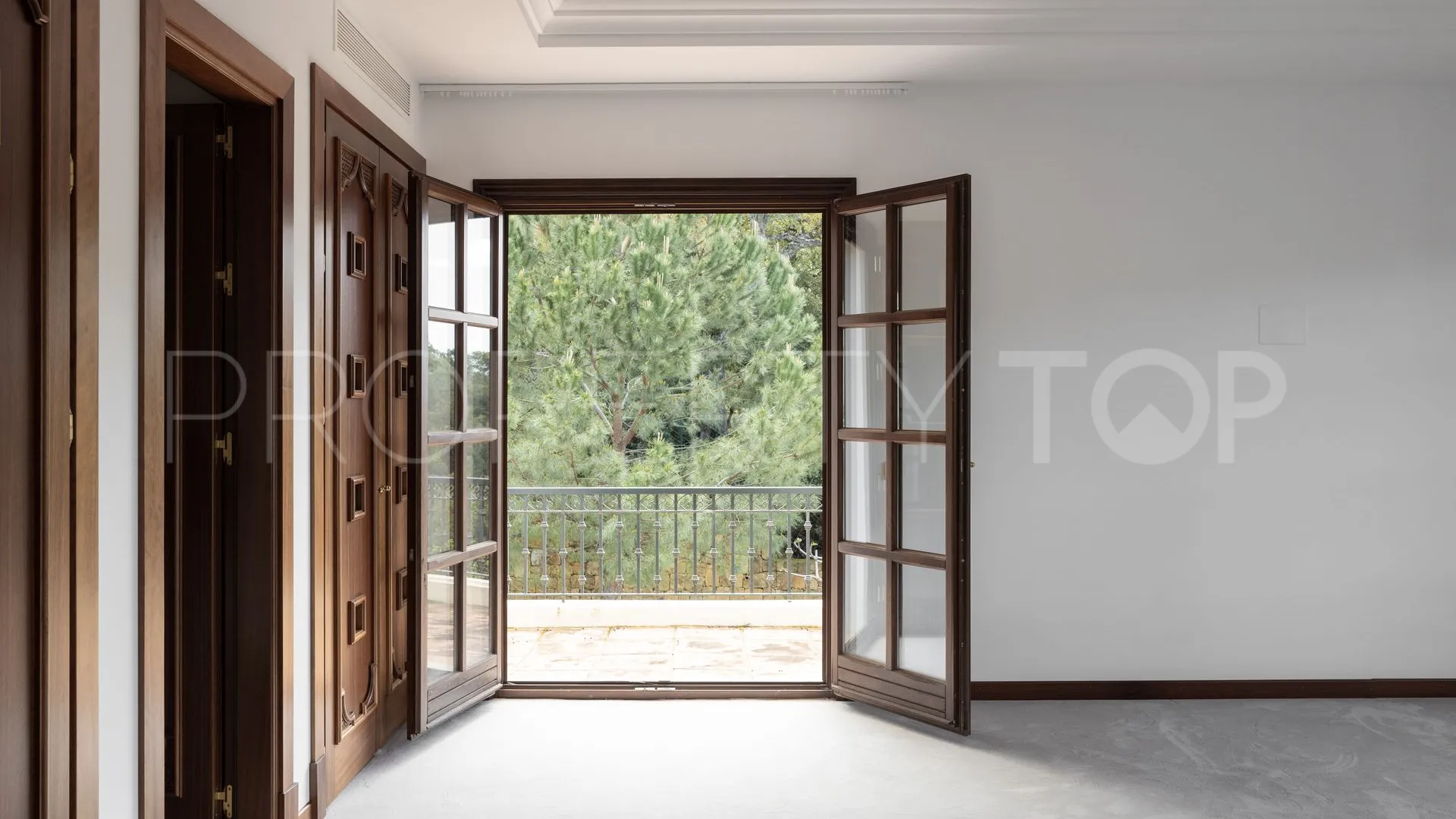 Villa with 8 bedrooms for sale in La Zagaleta