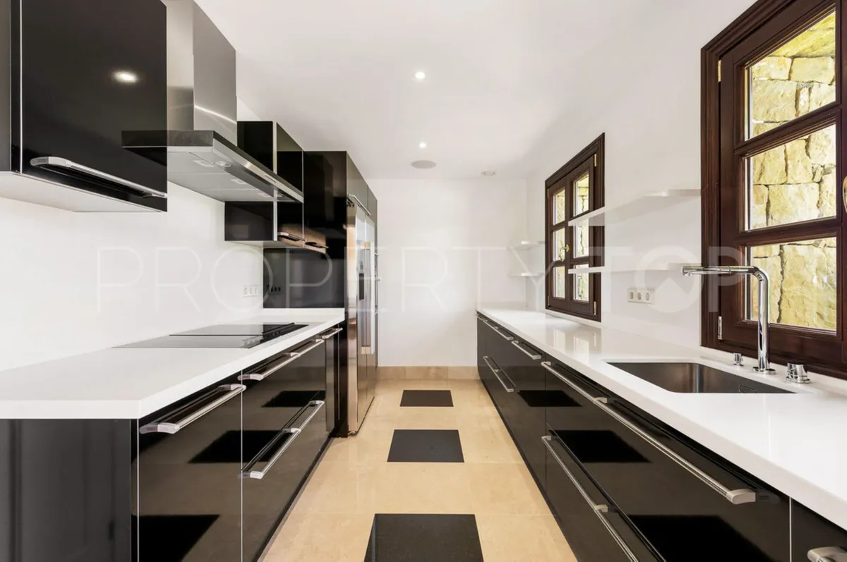 Villa with 8 bedrooms for sale in La Zagaleta