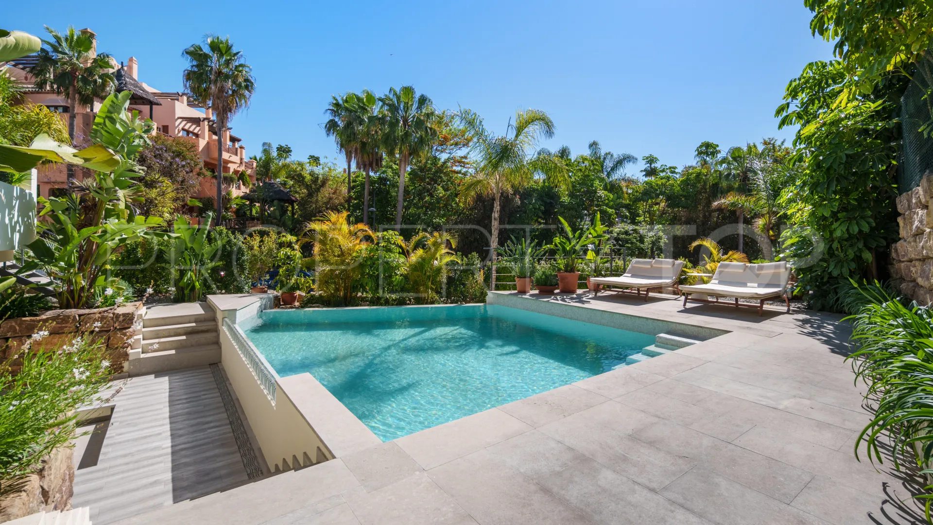 El Campanario, villa en venta con 4 dormitorios