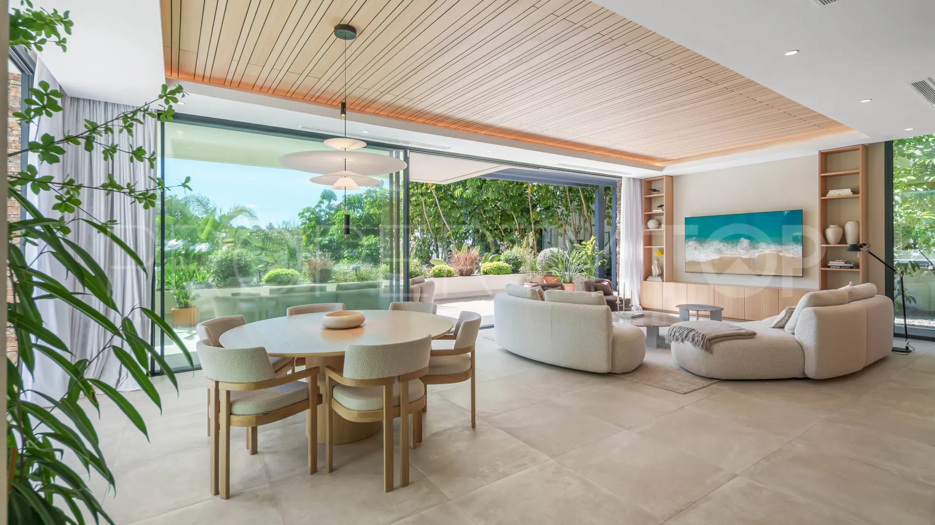 El Campanario, villa en venta con 4 dormitorios