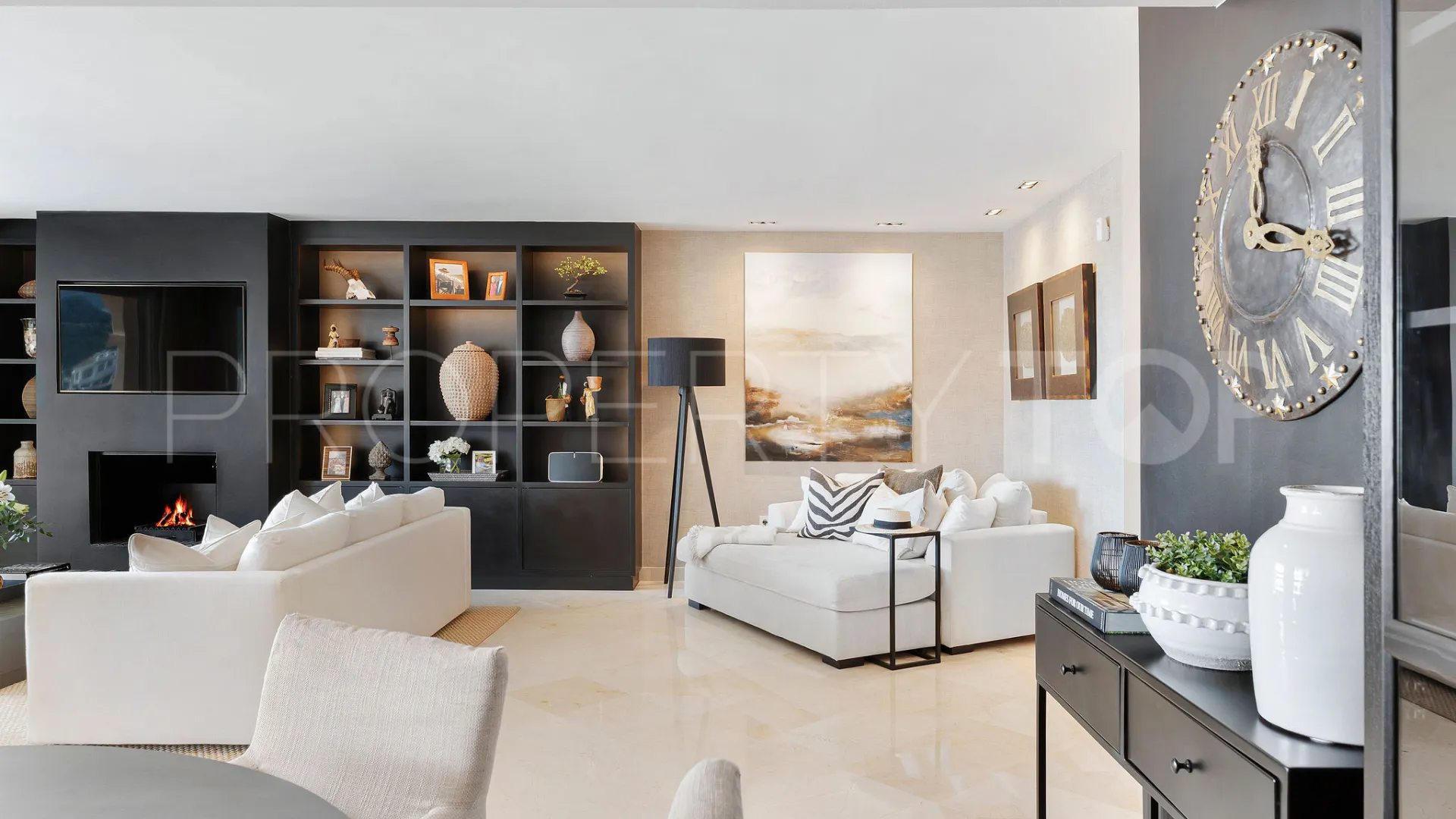 Comprar apartamento de 3 dormitorios en Nueva Andalucia
