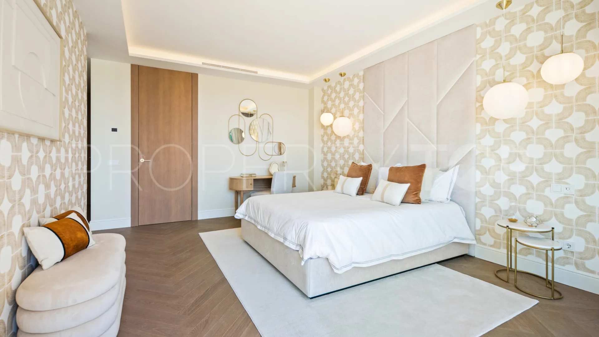 Penthouse for sale in Nueva Andalucia