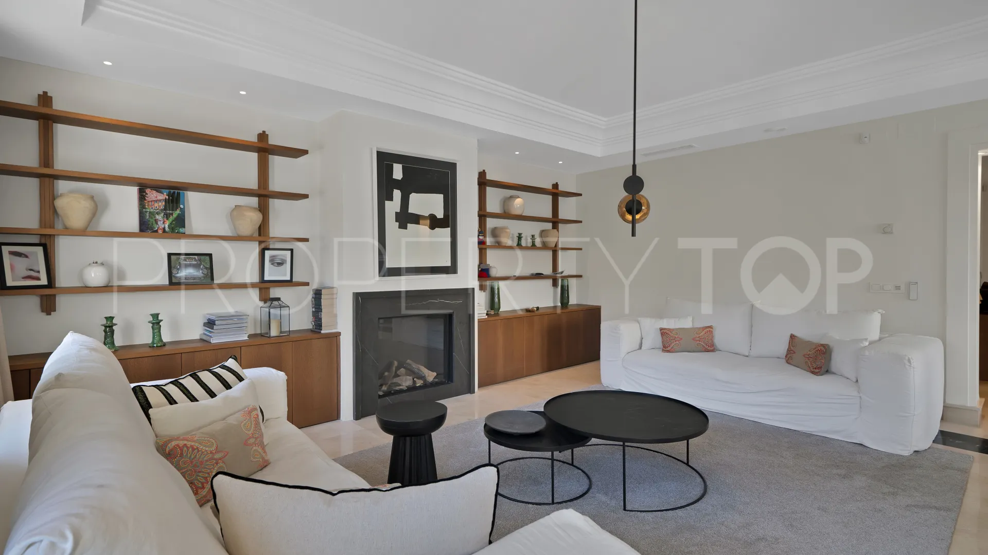 Villa de 7 dormitorios a la venta en Marbella - Puerto Banus