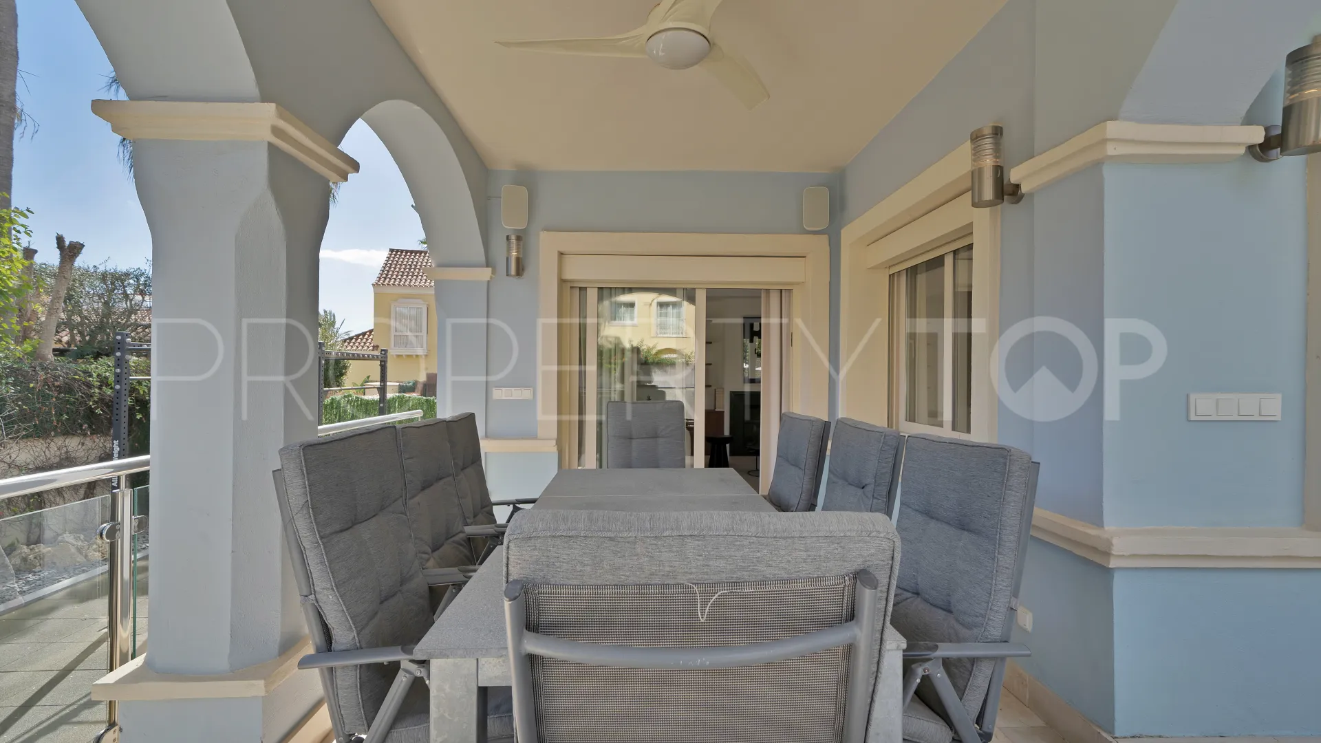 Villa de 7 dormitorios a la venta en Marbella - Puerto Banus