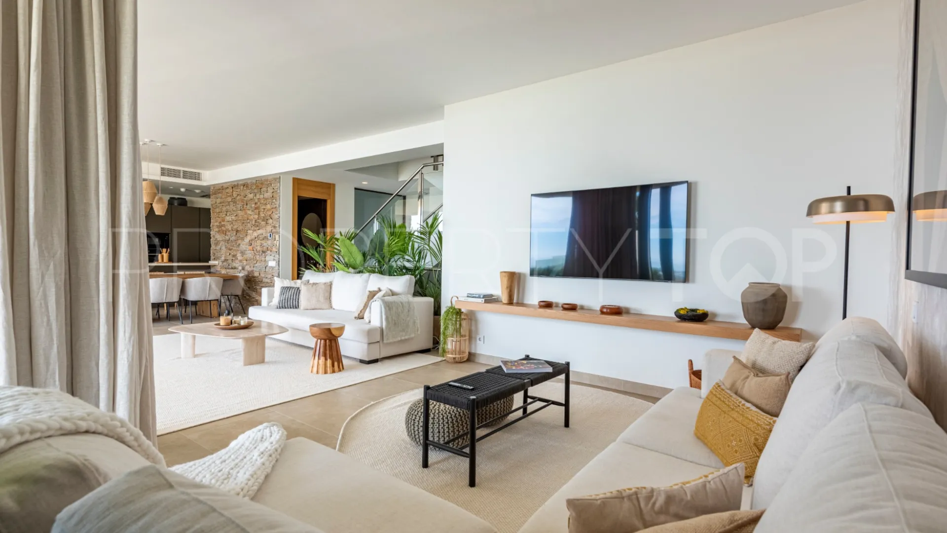 Se vende villa de 5 dormitorios en La Alqueria