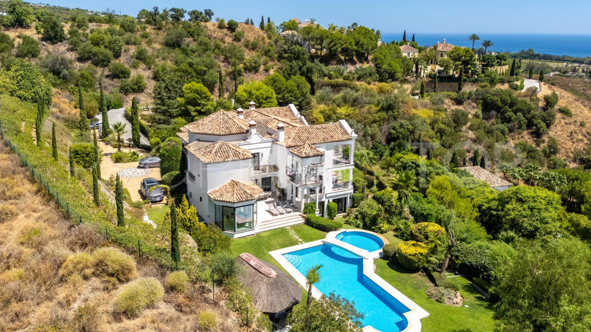 For sale villa with 6 bedrooms in Marbella Hill Club