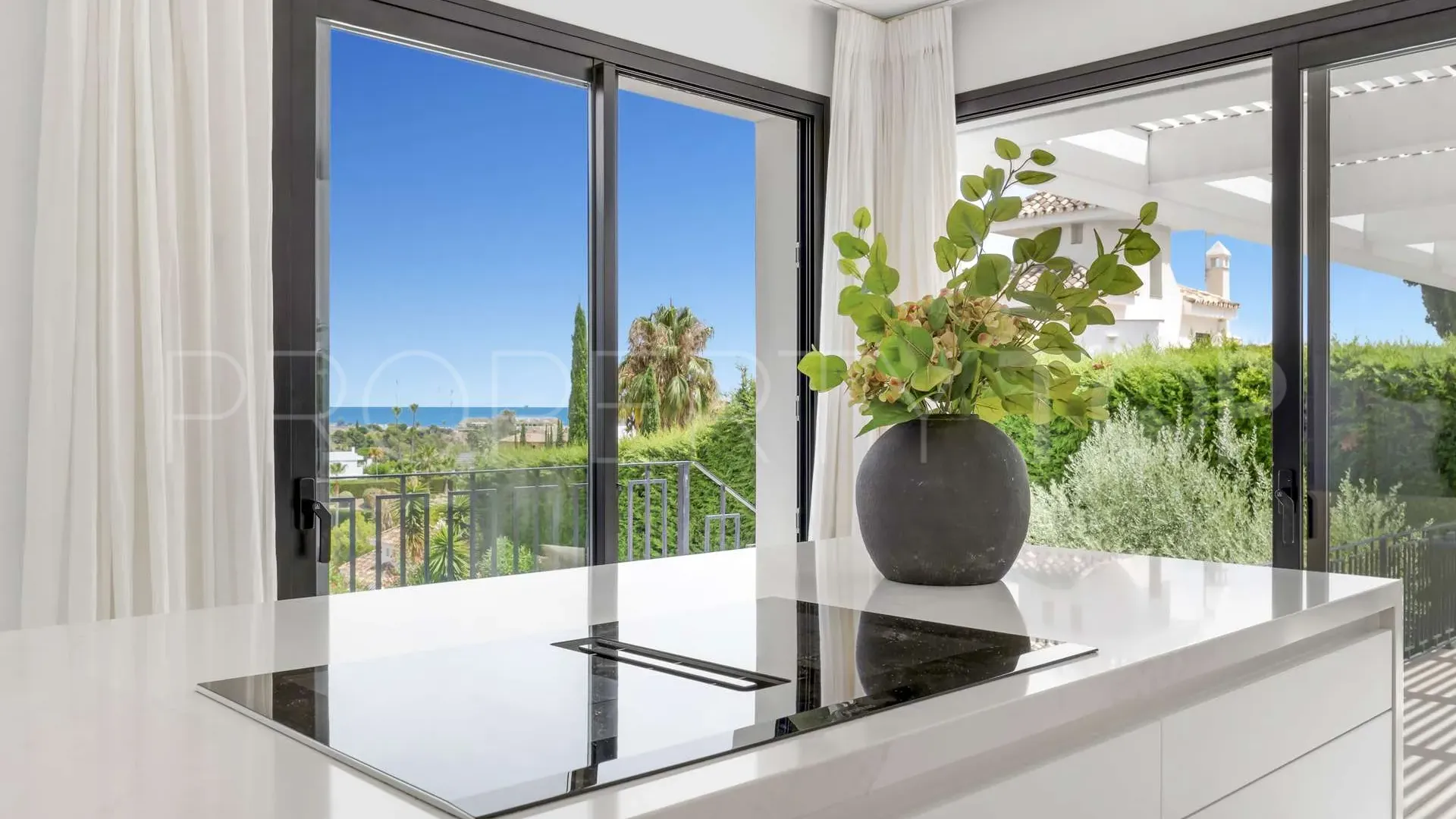 For sale villa in Los Naranjos Hill Club with 4 bedrooms