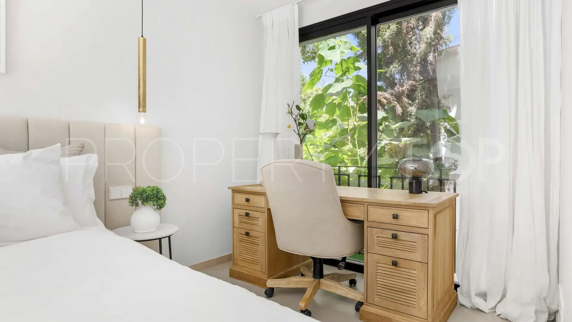 For sale villa in Los Naranjos Hill Club with 4 bedrooms