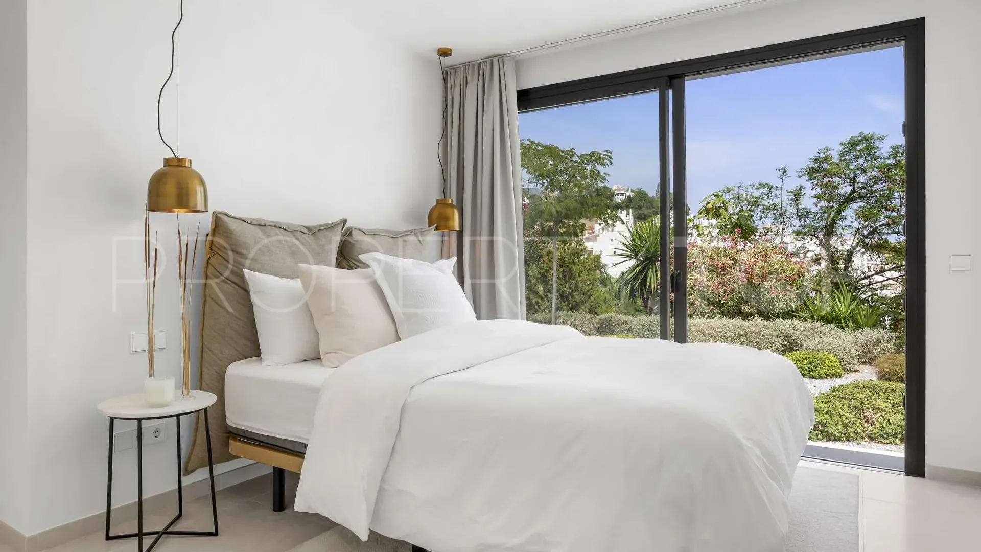 For sale villa in Los Naranjos Hill Club with 4 bedrooms