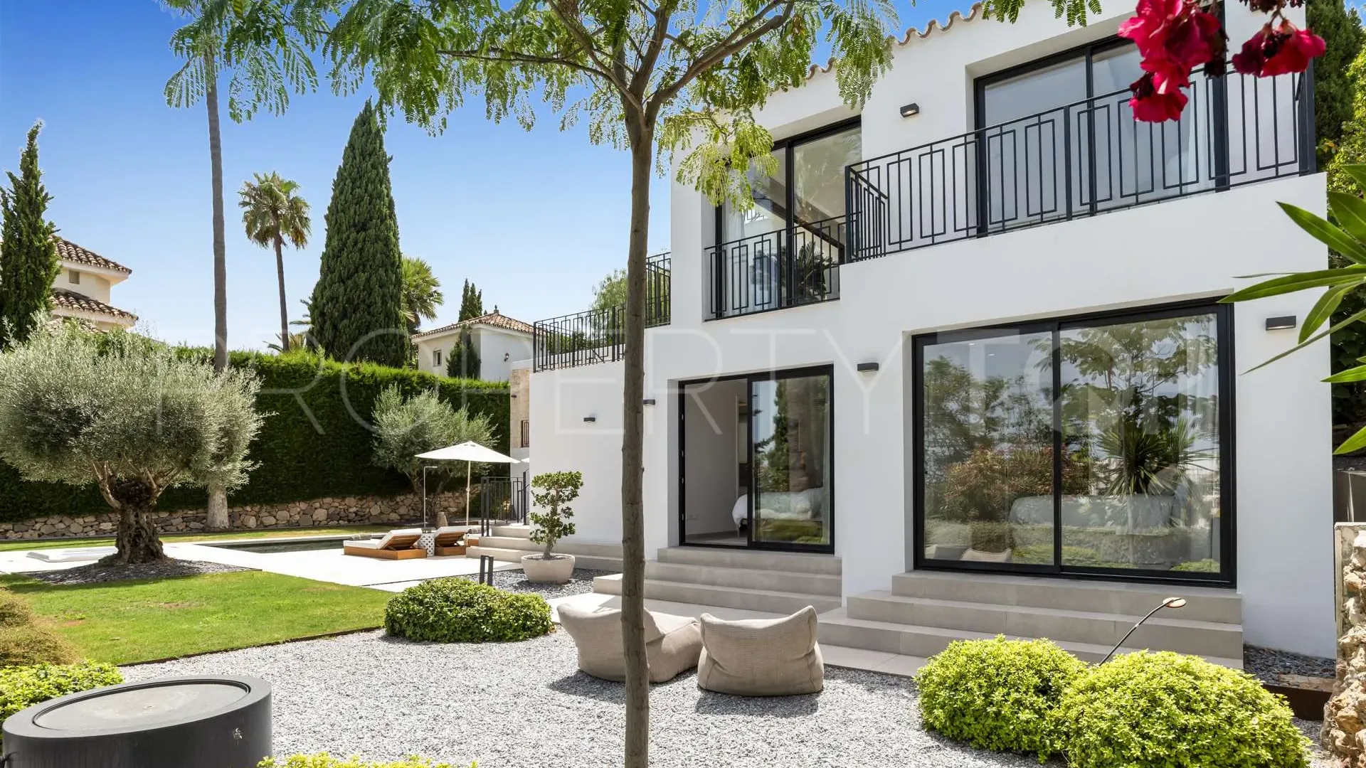 For sale villa in Los Naranjos Hill Club with 4 bedrooms