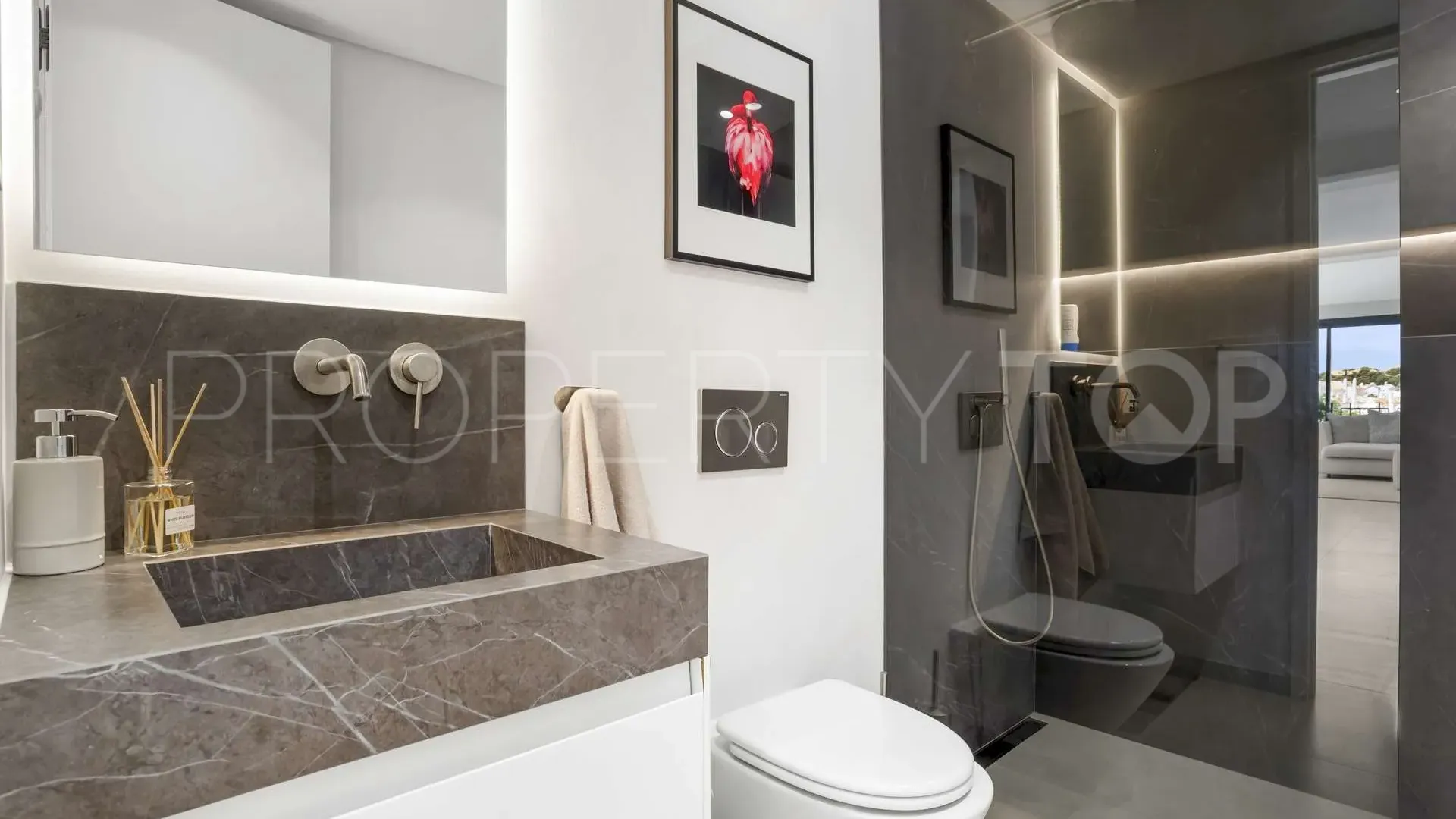 For sale villa in Los Naranjos Hill Club with 4 bedrooms
