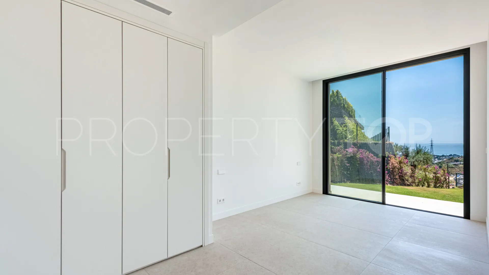 3 bedrooms villa for sale in Benahavis