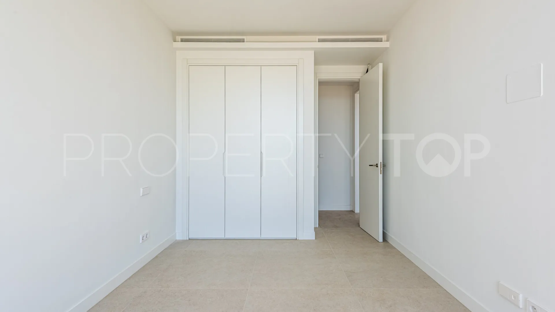 3 bedrooms villa for sale in Benahavis