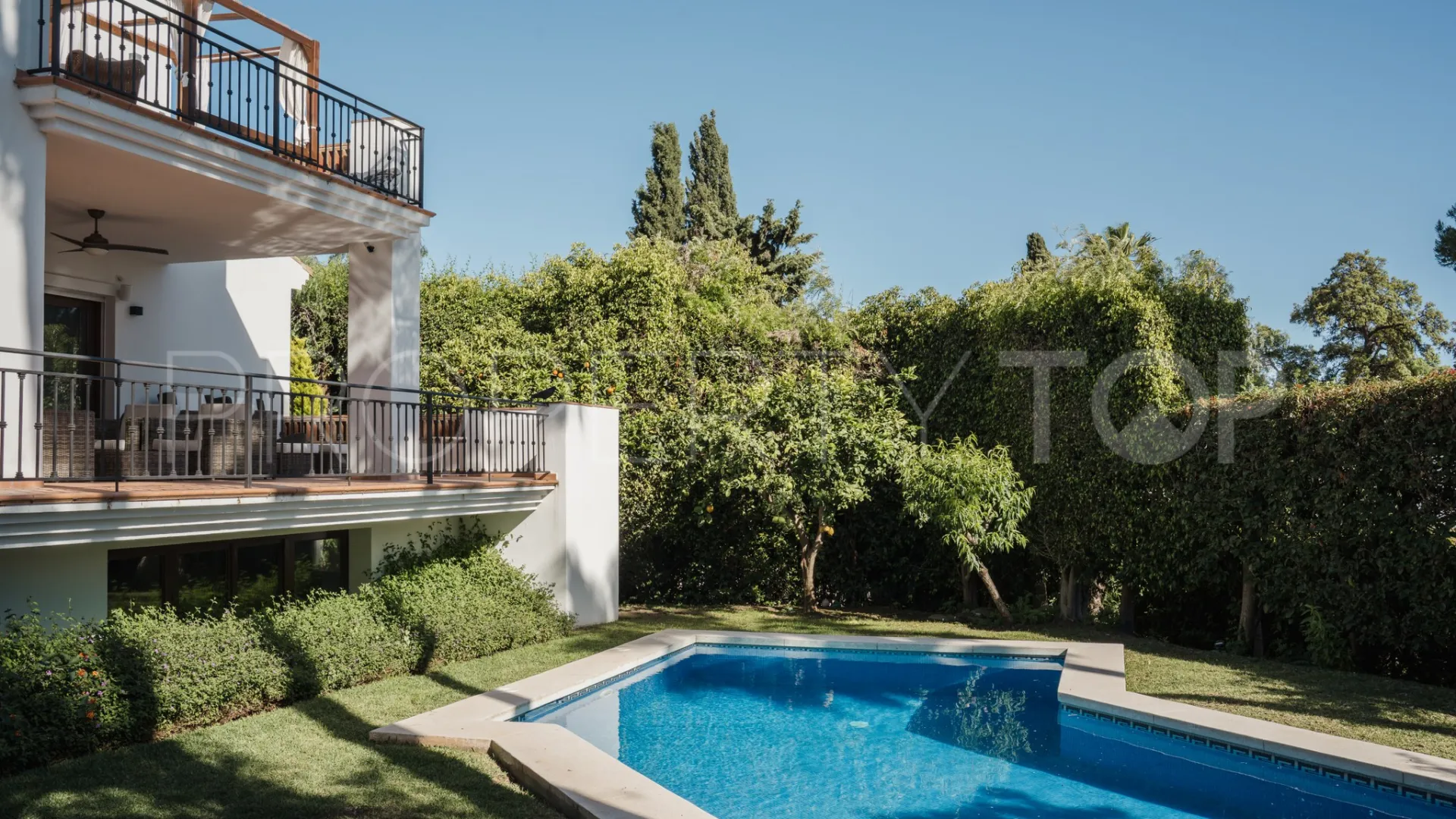Villa for sale in El Rosario with 4 bedrooms