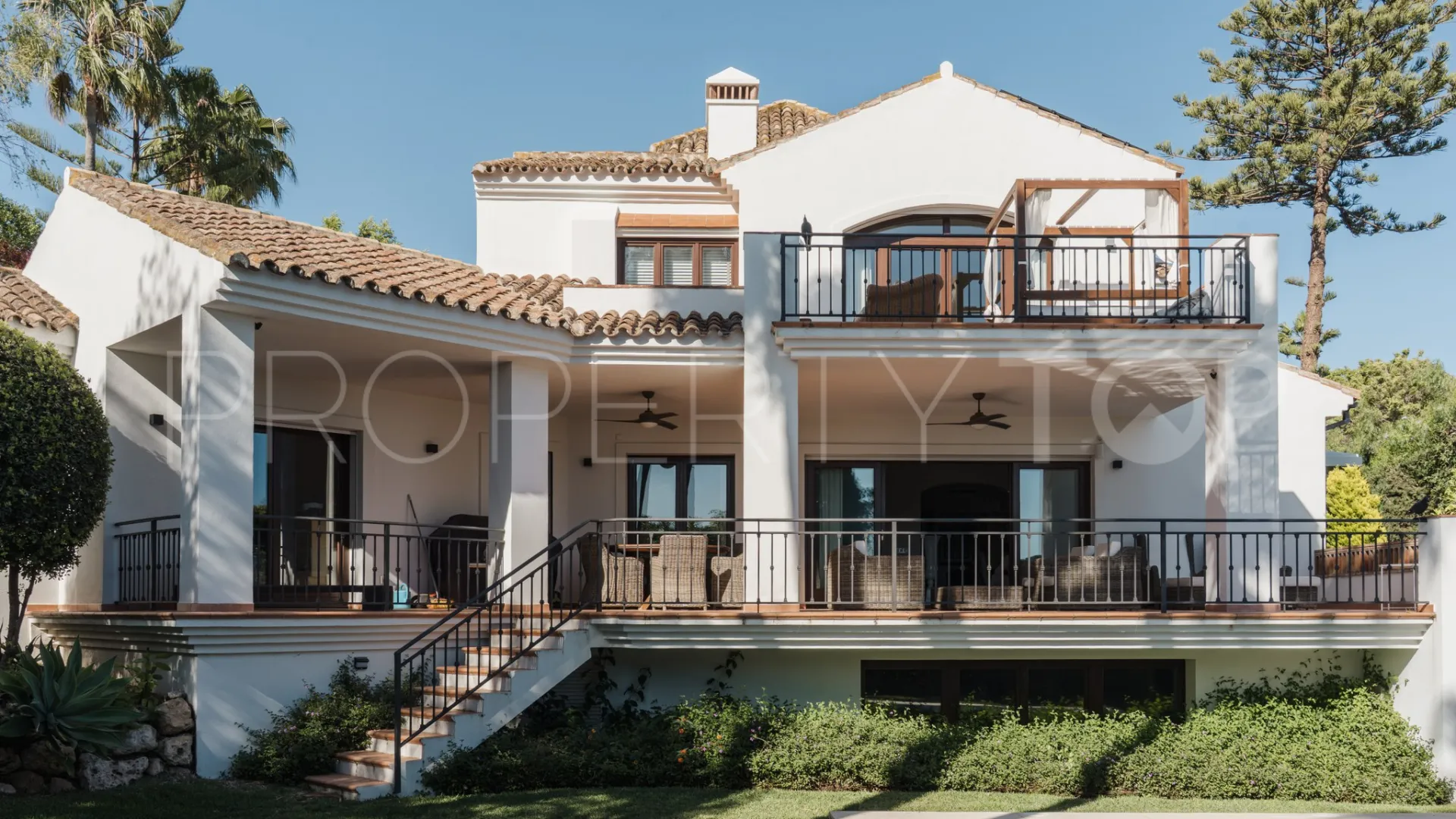 Villa for sale in El Rosario with 4 bedrooms