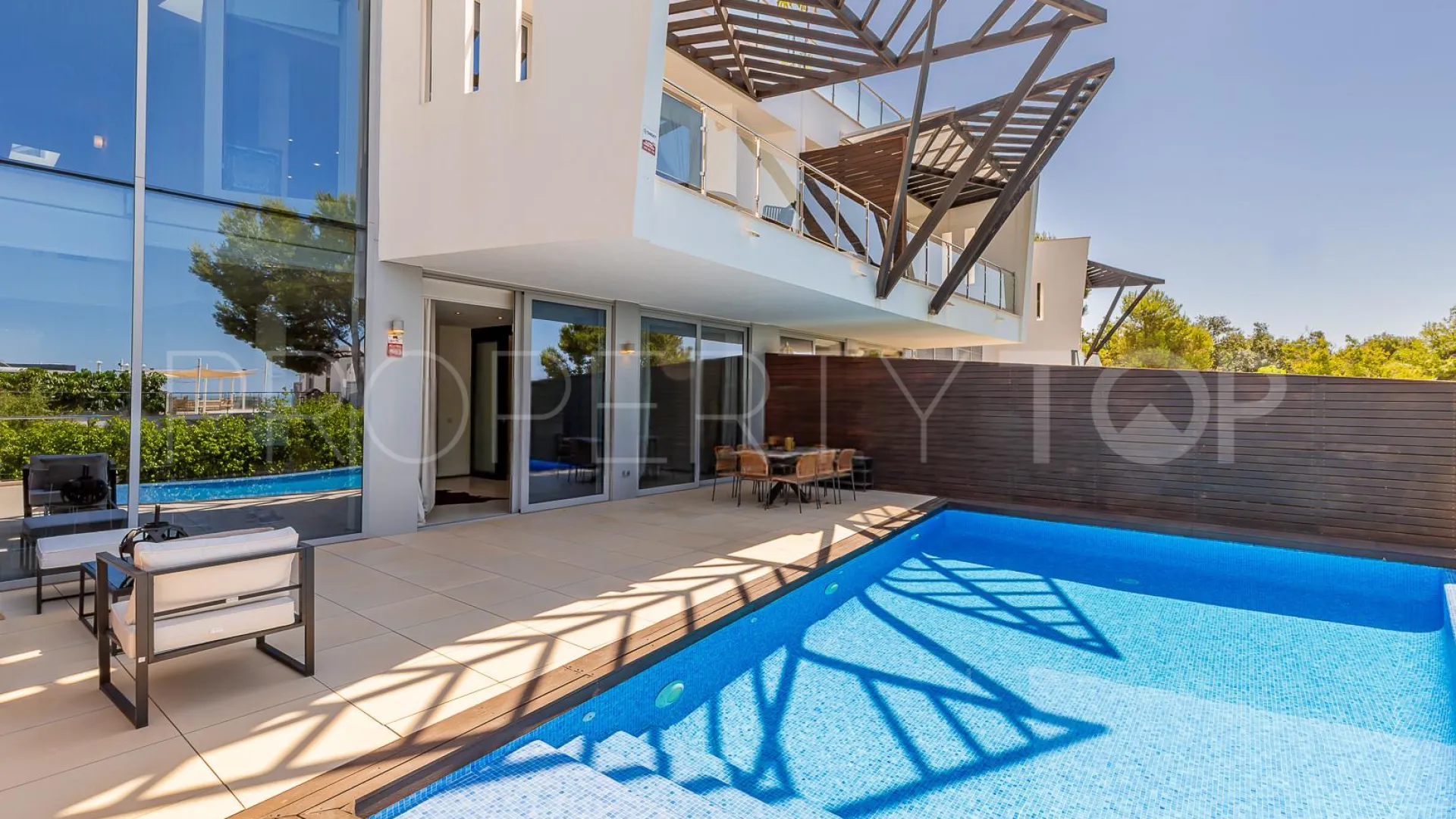 For sale town house in Sierra Blanca