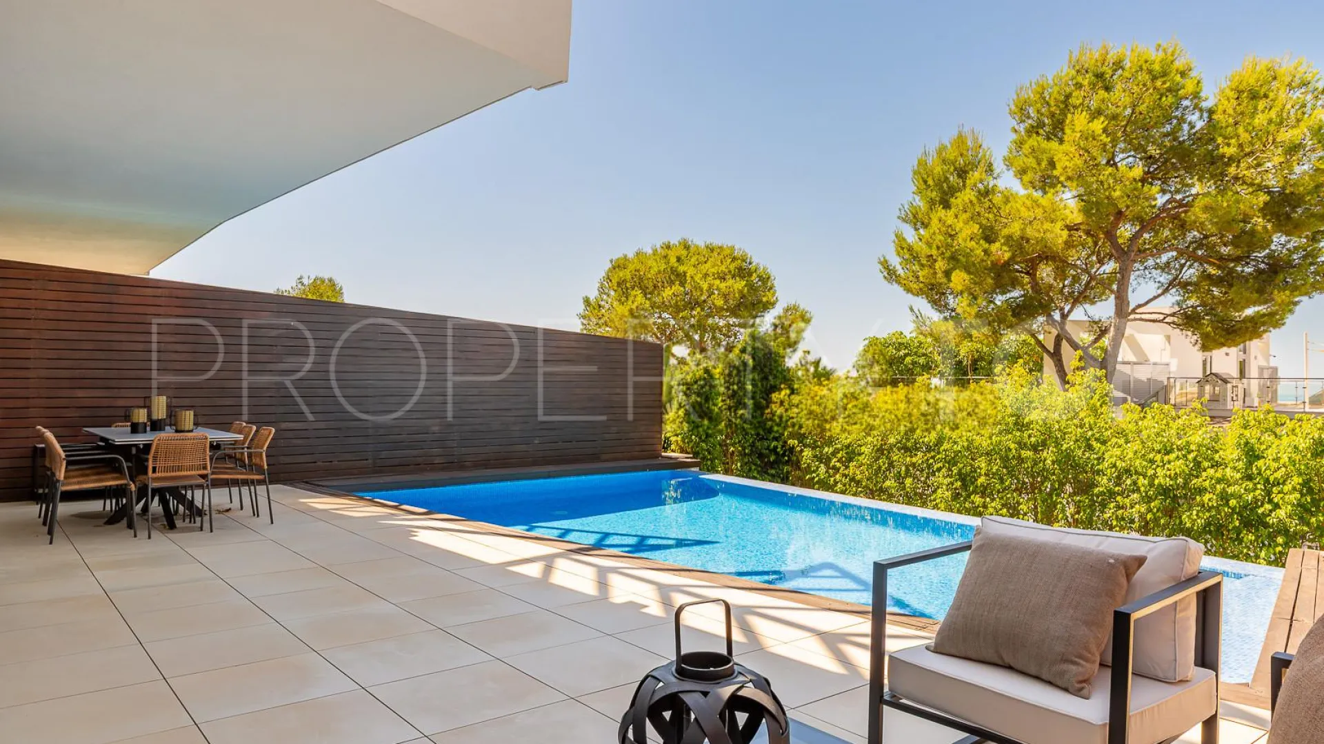 For sale town house in Sierra Blanca