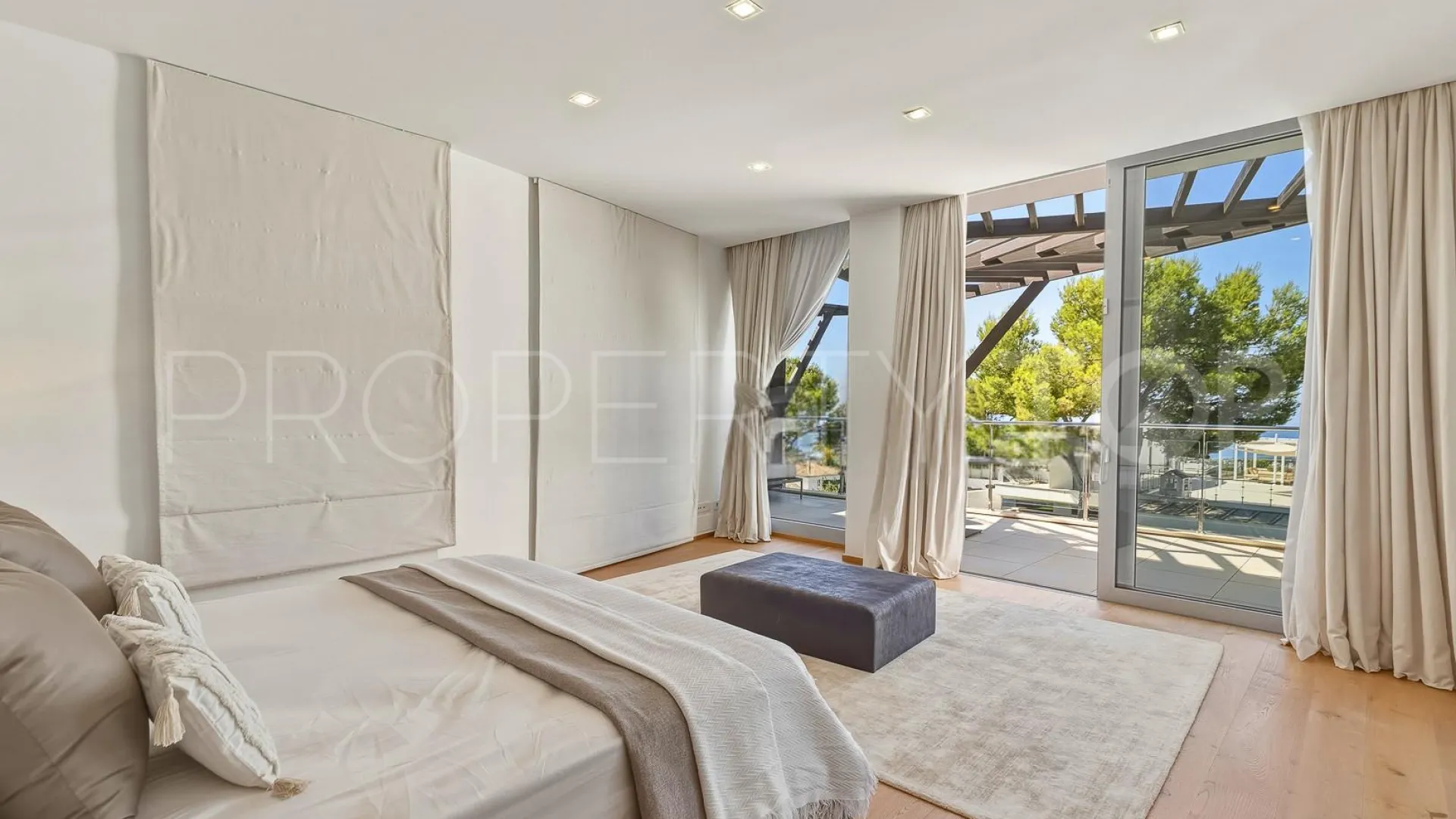 For sale town house in Sierra Blanca
