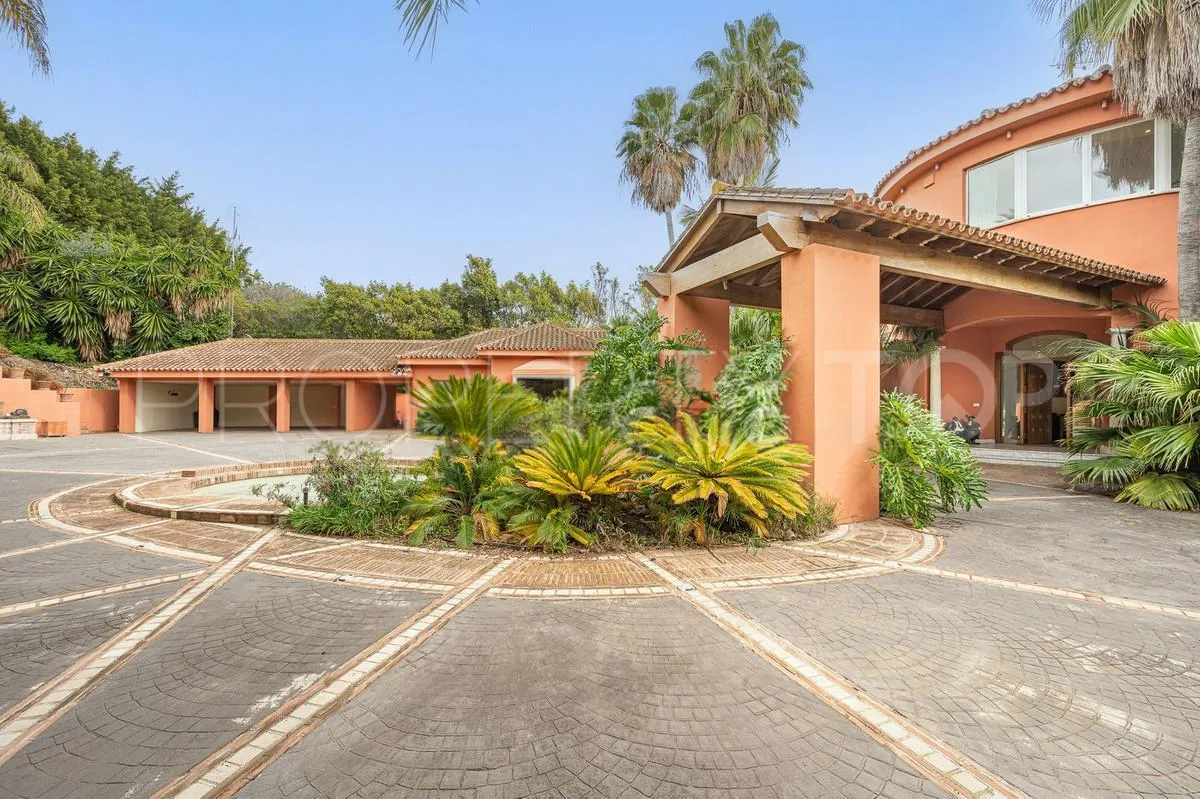 For sale villa with 4 bedrooms in Nagüeles