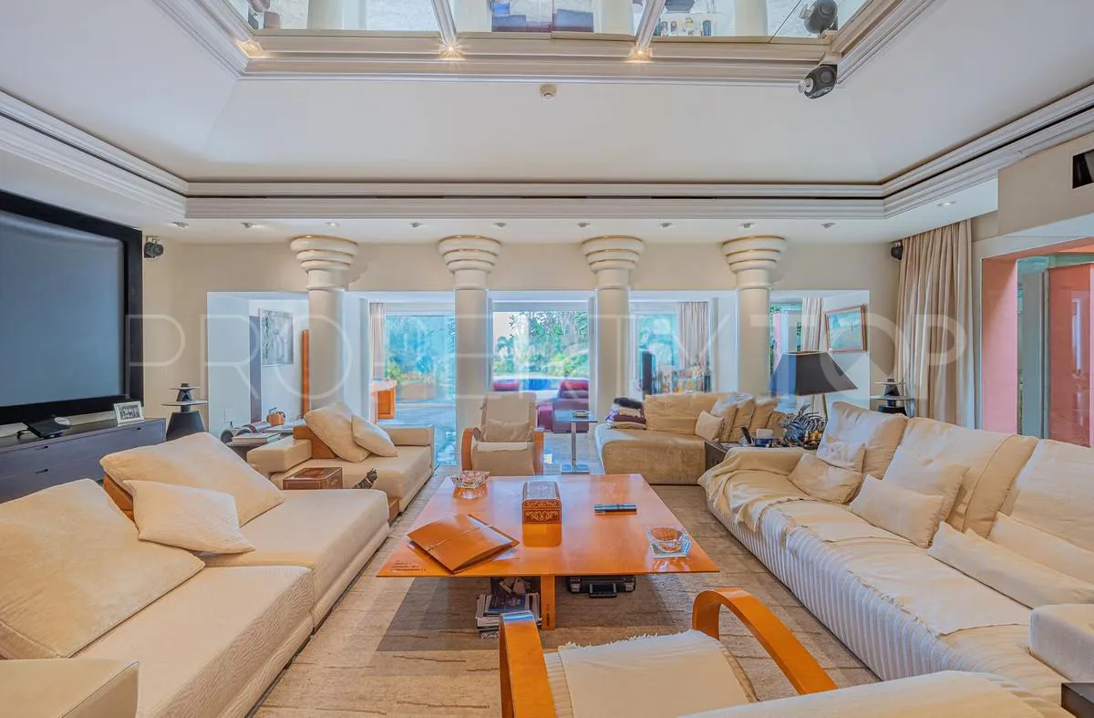 For sale villa with 4 bedrooms in Nagüeles
