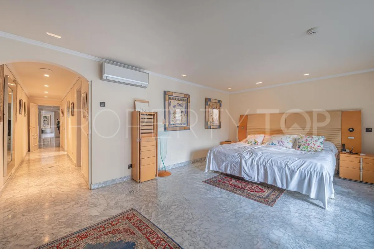 For sale villa with 4 bedrooms in Nagüeles