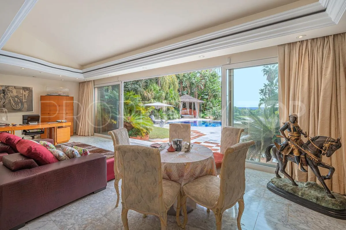 For sale villa with 4 bedrooms in Nagüeles