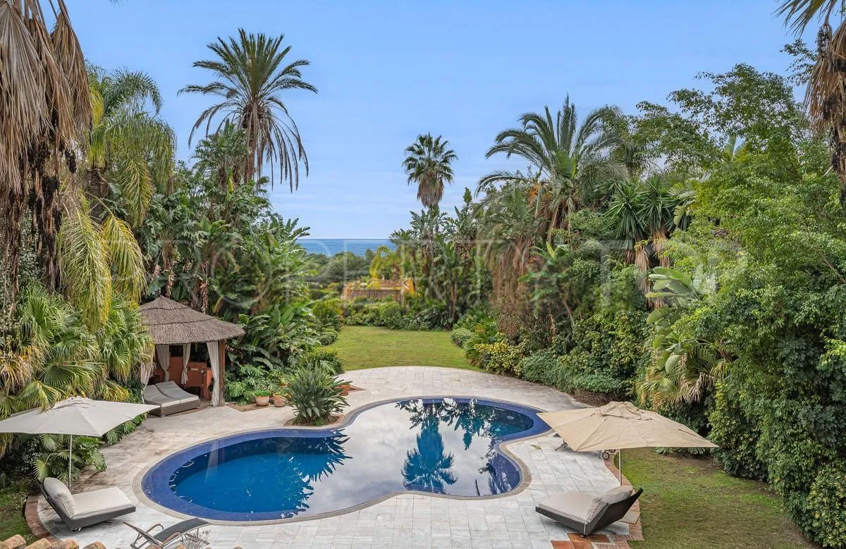 For sale villa with 4 bedrooms in Nagüeles