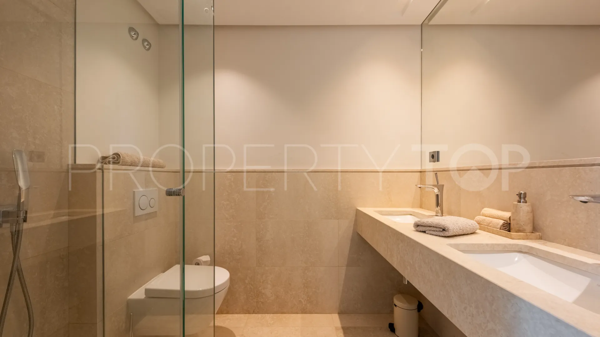 For sale Nueva Andalucia villa