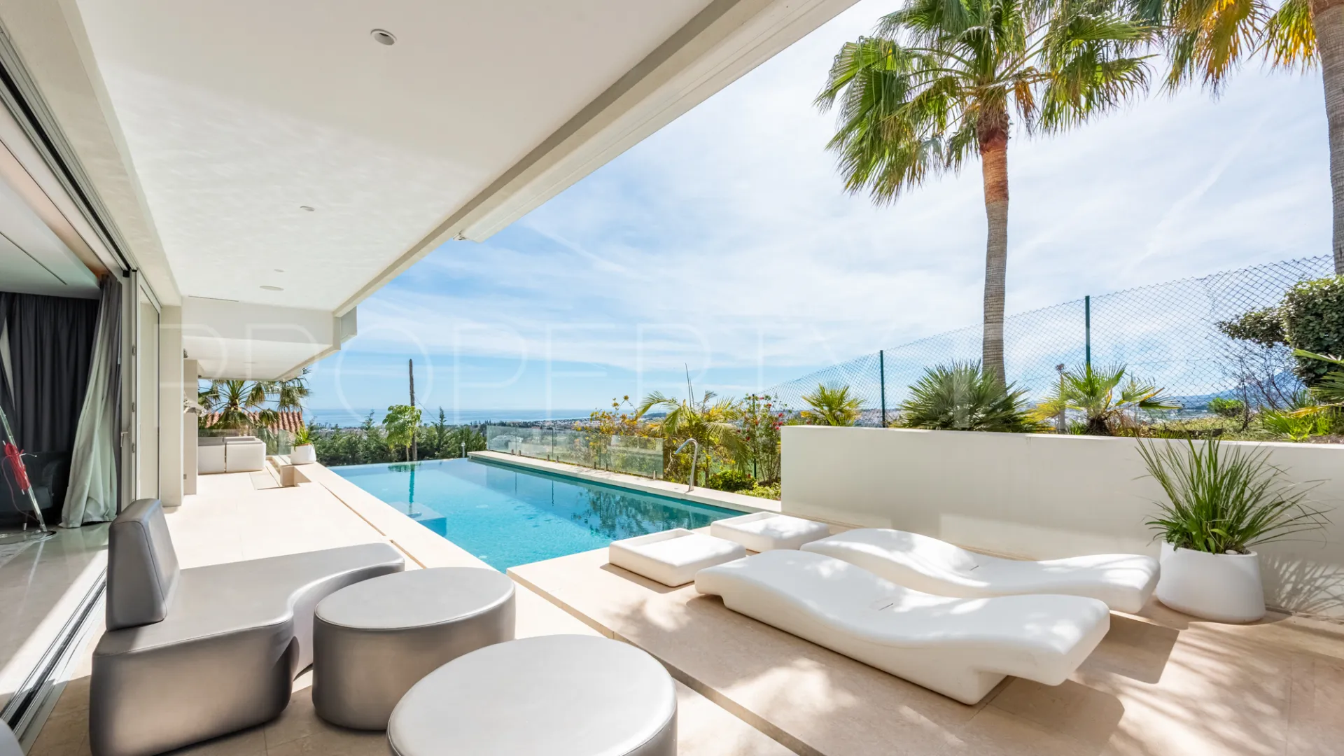 For sale Nueva Andalucia villa