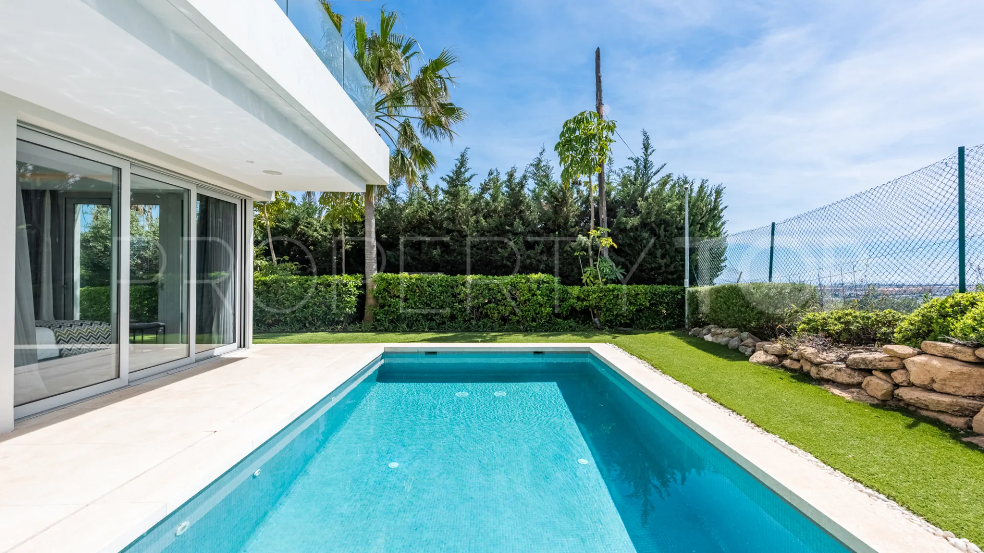 For sale Nueva Andalucia villa