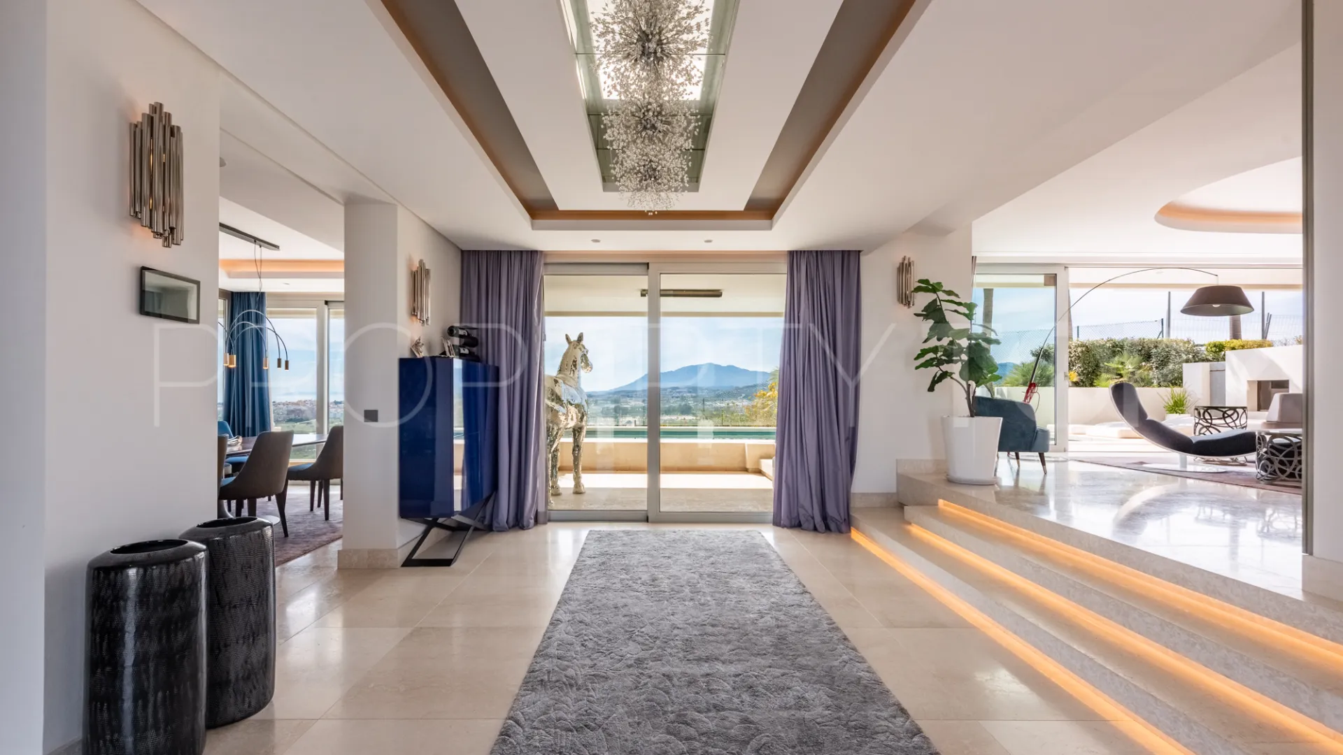 For sale Nueva Andalucia villa