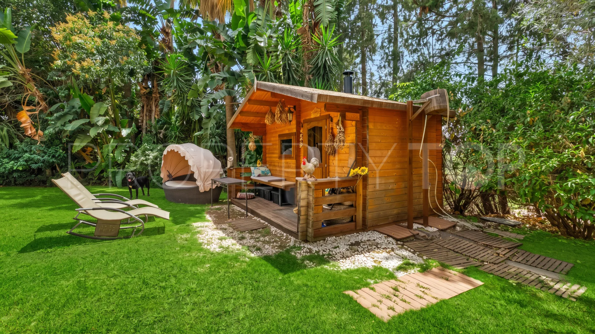 Comprar villa en Nueva Andalucia de 5 dormitorios