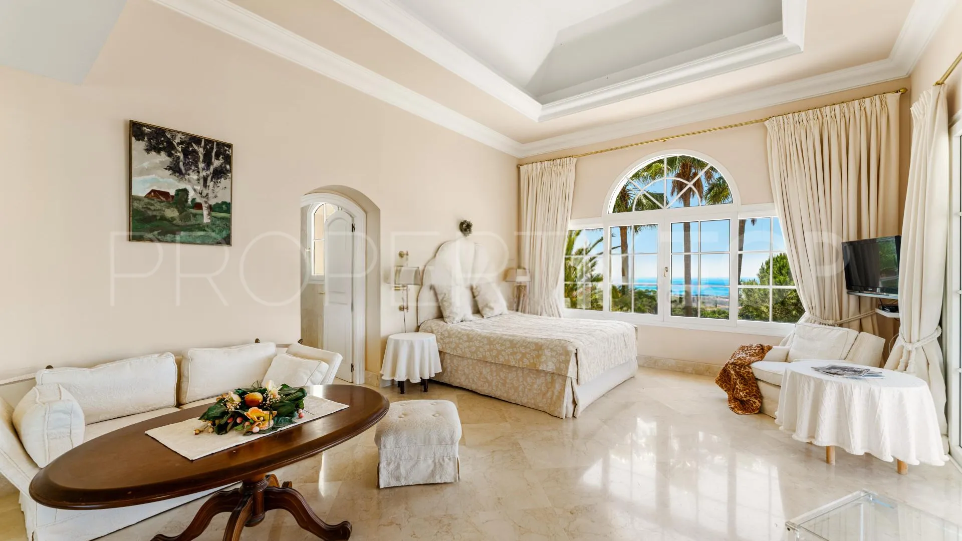 For sale La Zagaleta villa with 4 bedrooms